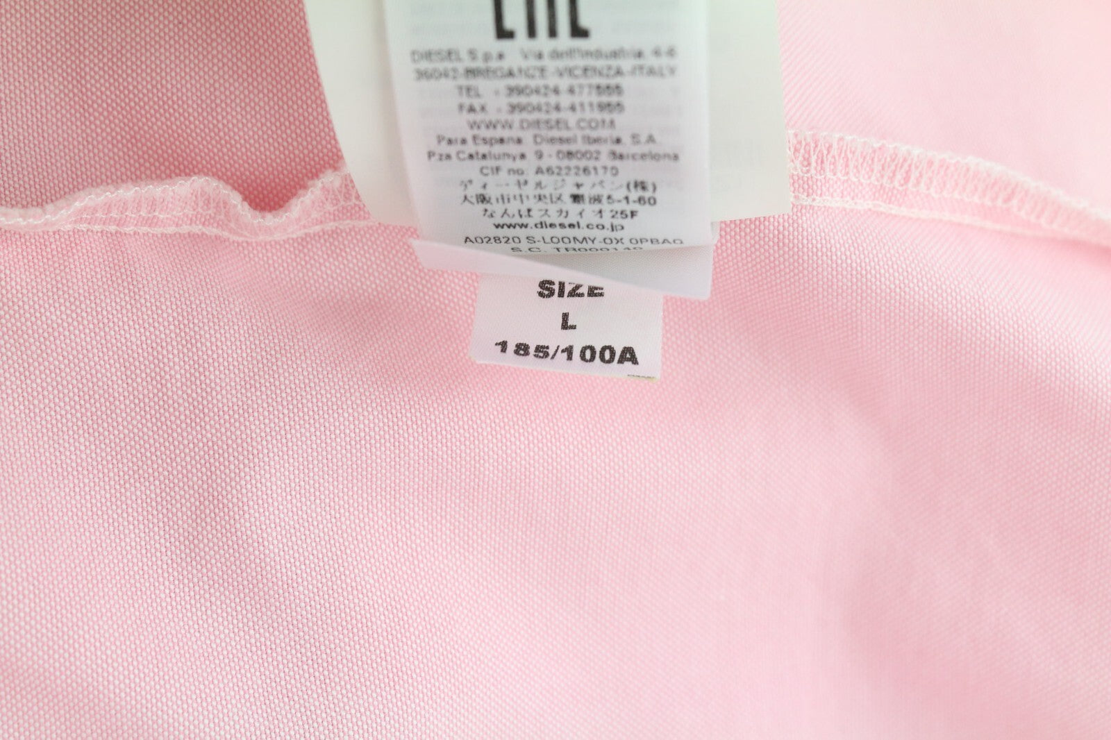 DIESEL S-Loomy-OX vyriški marškinėliai, L dydžio, rekomenduojama kaina – 150 €, sagomis, išskleista apykakle, su užtiestomis kišenėmis, rožiniai. 