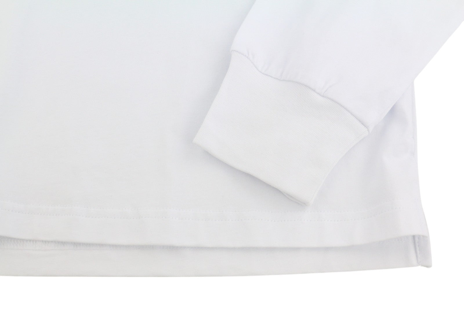 DIESEL T-Just-LS-Slits-B53 vyriški marškinėliai L su baltu megztiniu ir apvalia apykakle 