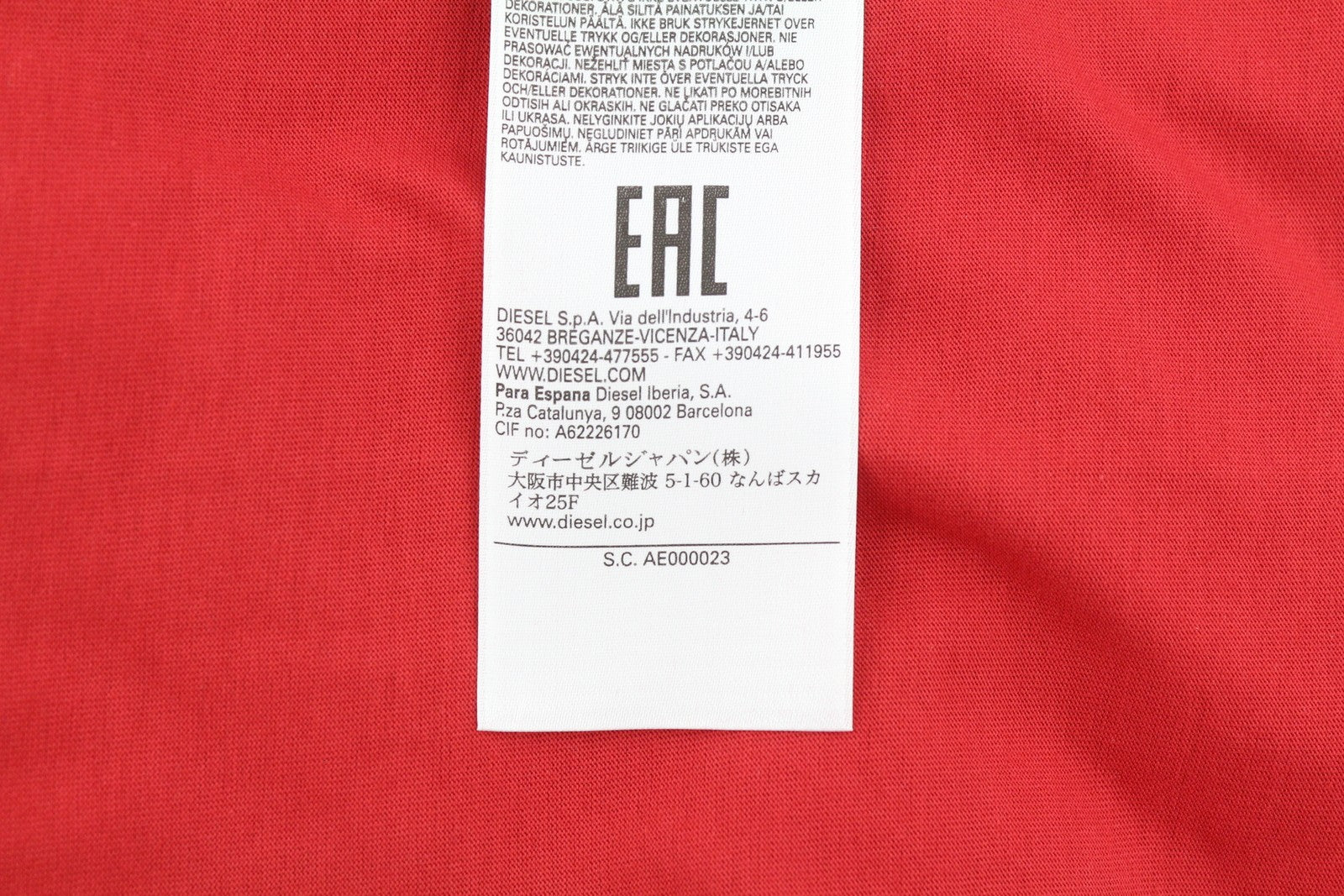 DIESEL T-Diegor-K50 vyriški marškinėliai su trumpomis rankovėmis, 2XL dydžio, raudoni, su apvalia apykakle ir trikotažu. 