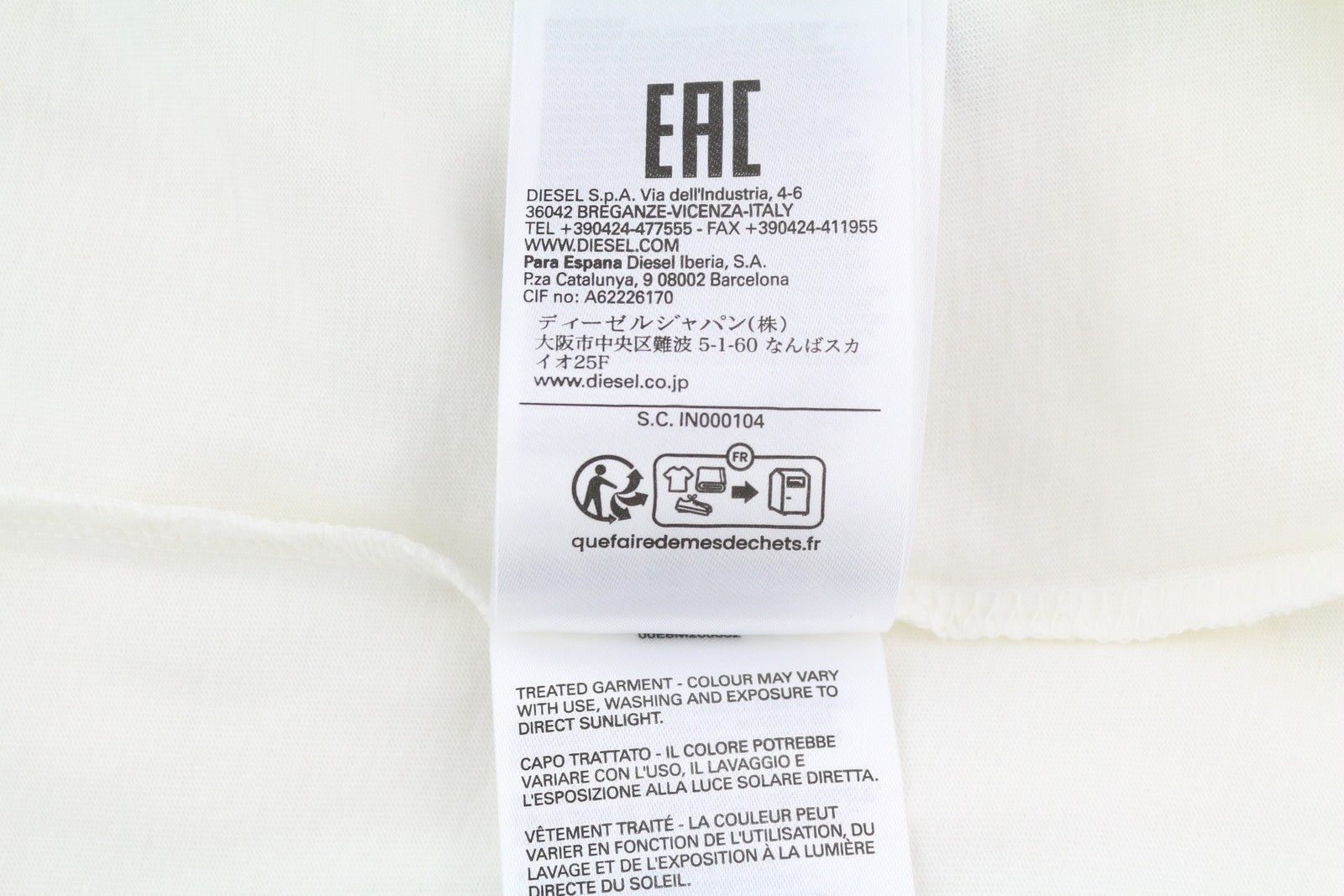 DIESEL T-Diegor-C16 vyriški marškinėliai L dydžio, balti, trumpomis rankovėmis, apvalia kaklo iškirpte, trikotažo spalvos. 