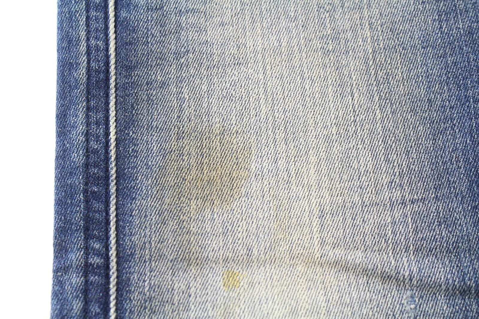 DIESEL D-Reeft-T 0870O vyriški W26 sportiniai jogg aptempti džinsai su sendintų dėmių efektu 