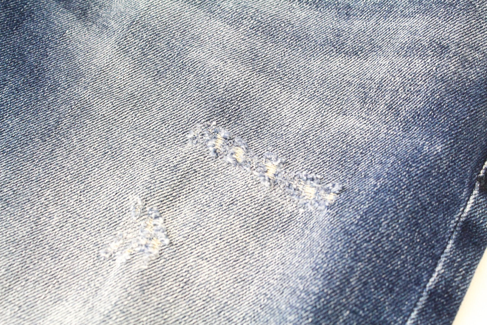 DIESEL D-Strukt 081AQ Men's W29/L30 Tapered Ripped Jeans Stone Washed Zip