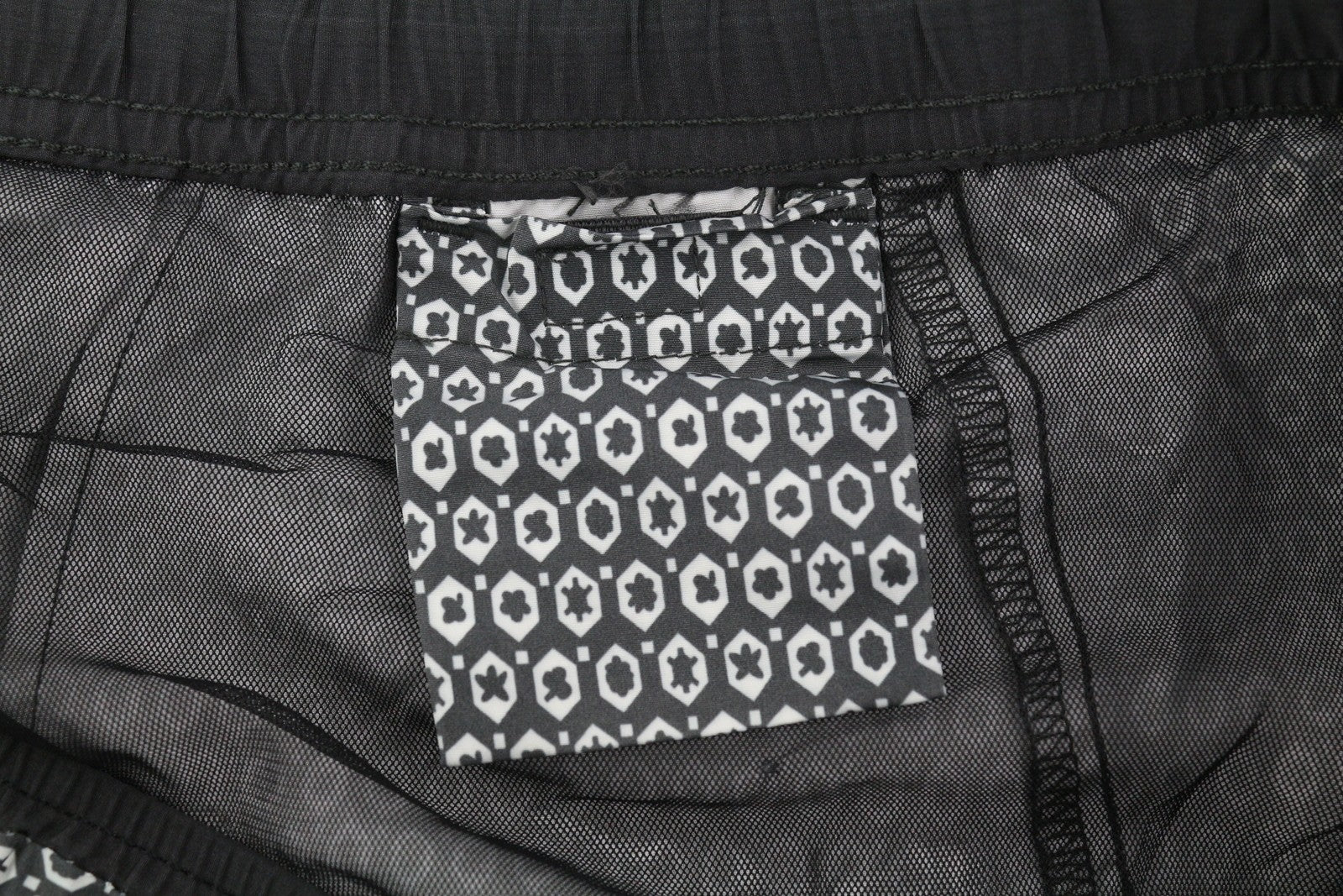 SCOTCH &amp; SODA vyriški maudymosi kostiumėliai XL dydžio pilki raštuoti tinkliniai paplūdimio apatinukai su elastingu juosmeniu 