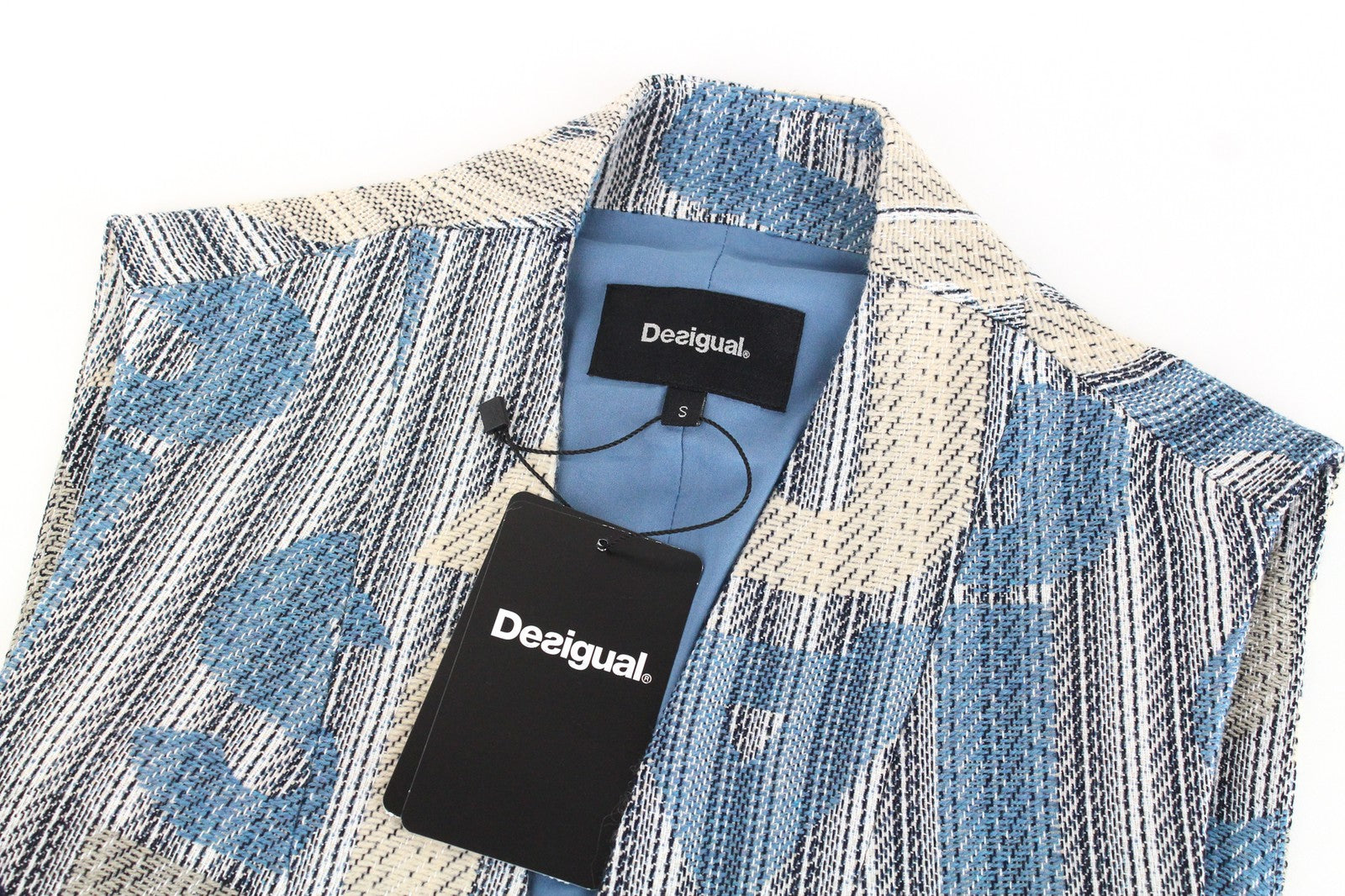 DESIGUAL Chaq Letters moteriška liemenė S dydžio abstraktaus logotipo megztinis su kišenėmis 