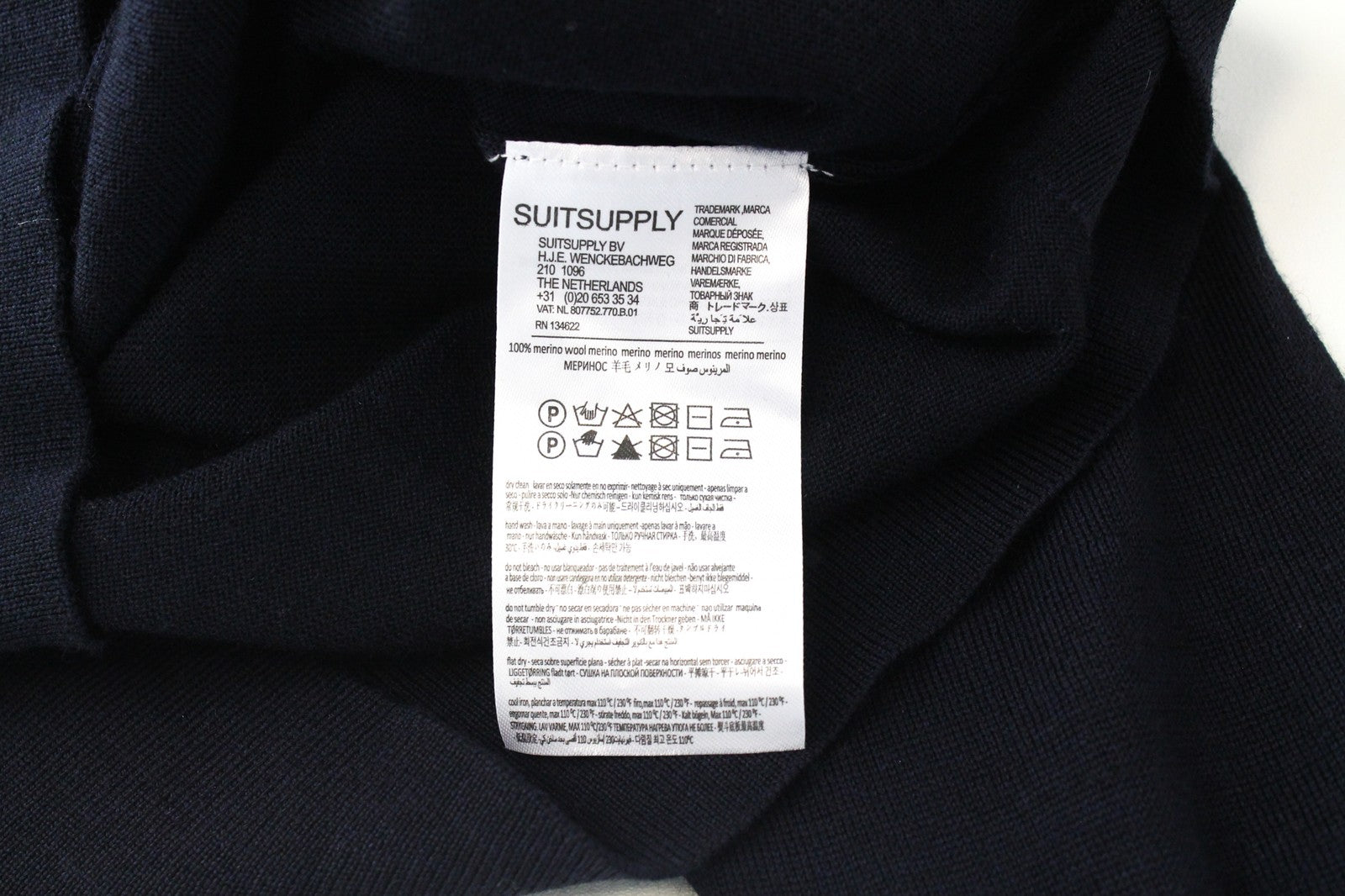 „SUITSUPPLY“ vyriškas megztinis S dydžio merino vilnos aptemptas megztinis, tamsiai mėlynas, megztinis su palaidine 