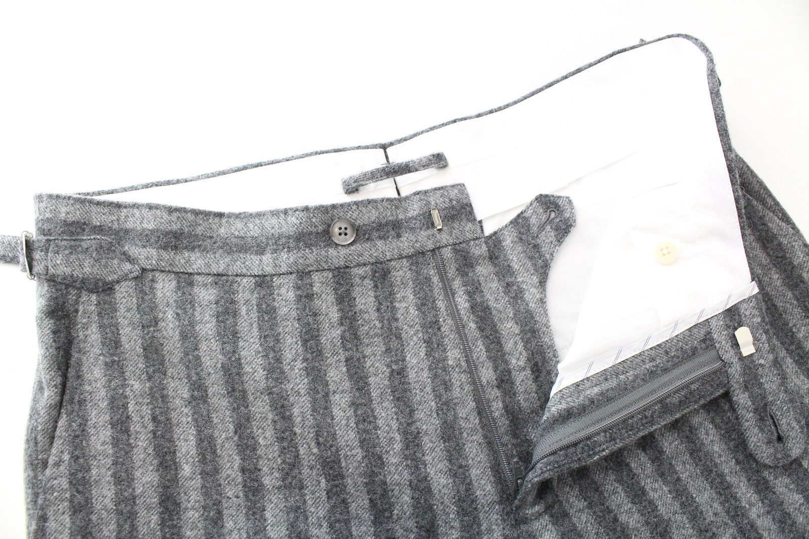 „SUITSUPPLY“ vyriškas kostiumas „Havana“, UK38R, dvieilis, dryžuotas alpakų vilnos audinys, 2 dalių 