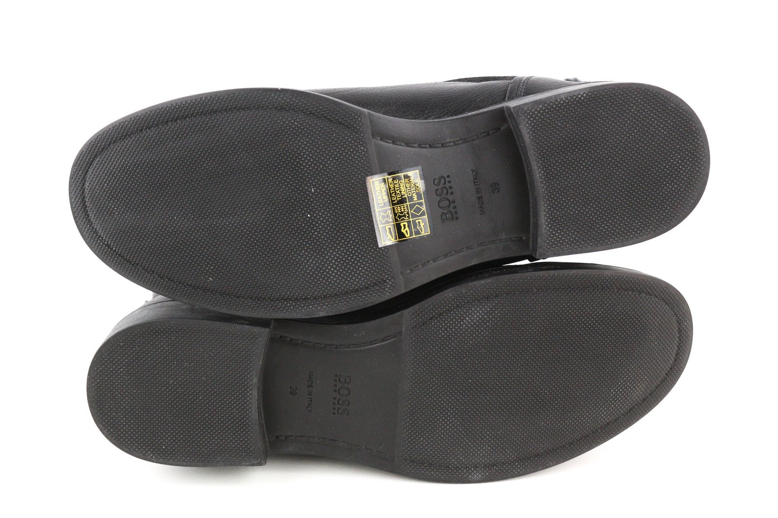 HUGO BOSS Lia Biker-Fur moteriški aulinukai juodos odos, tikro kailio, sagtimi iki vidurio. 