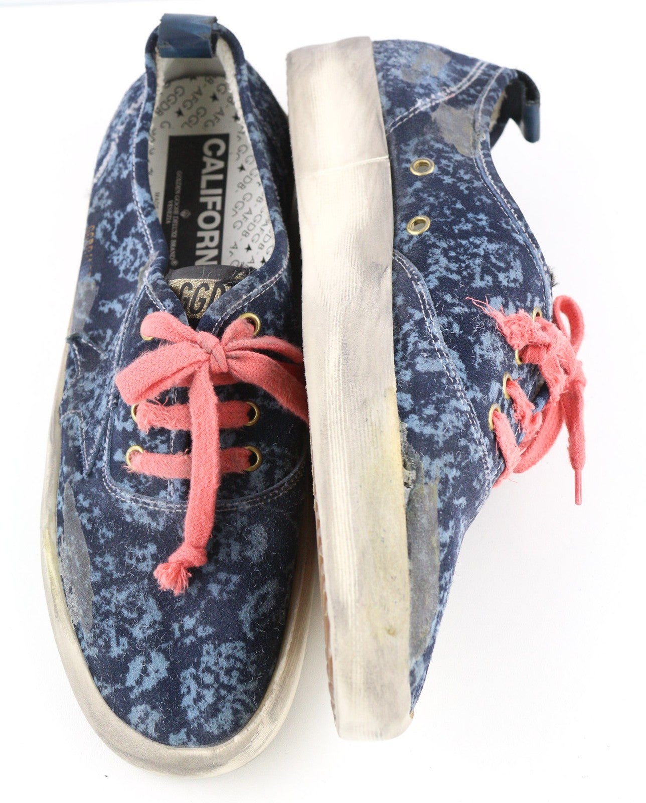 Rekomenduojama kaina – 498 USD. „GOLDEN GOOSE“ vyriški sportbačiai, EU43, UK9, mėlyni, žemo profilio, migdolų spalvos, Kalifornijos dydžiai. 