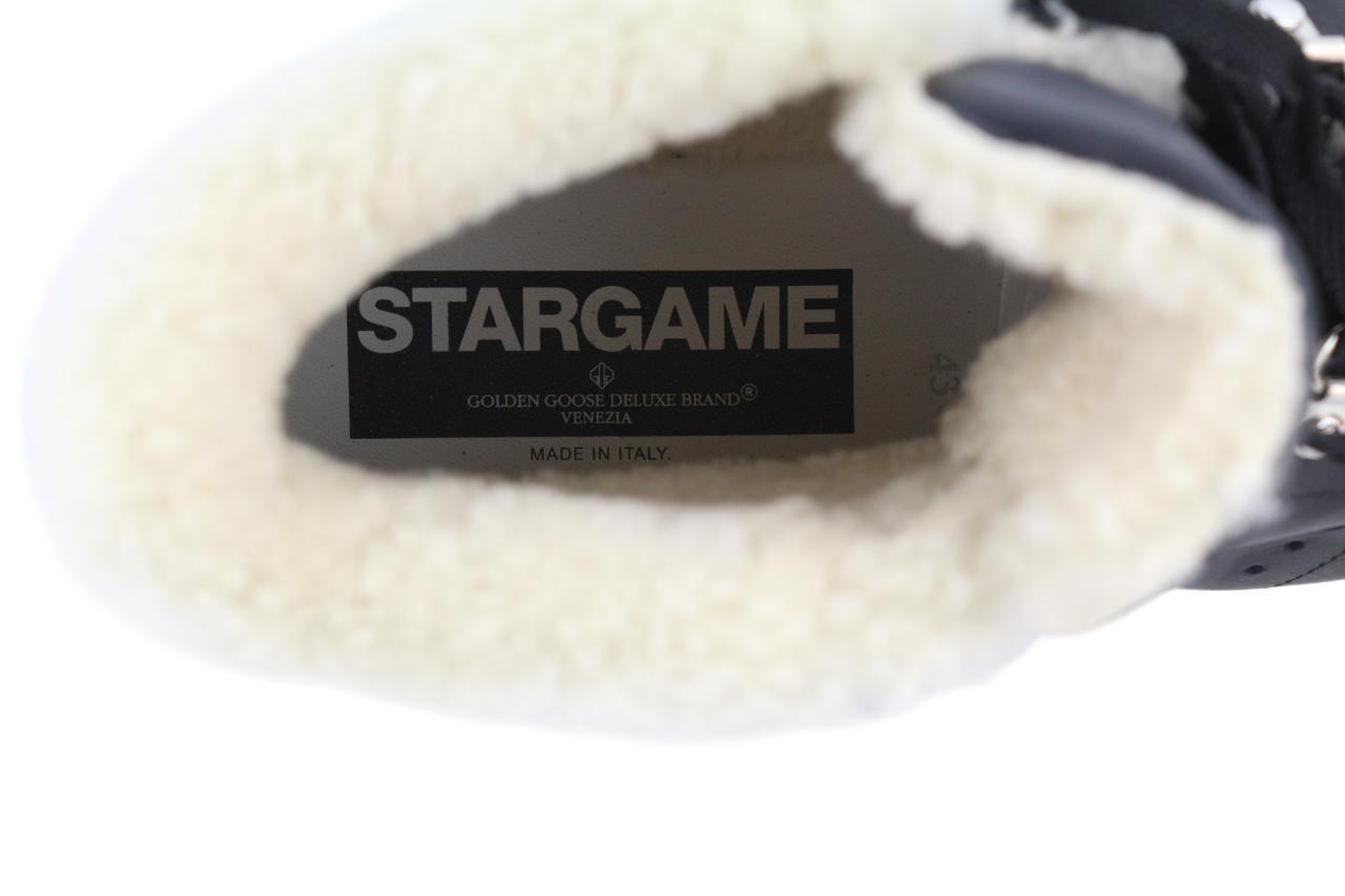 „GOLDEN GOOSE Stargame“ vyriški sportbačiai, EU43, UK9, juodos odos, avikailio spalvos, rekomenduojama kaina – 519 USD. 