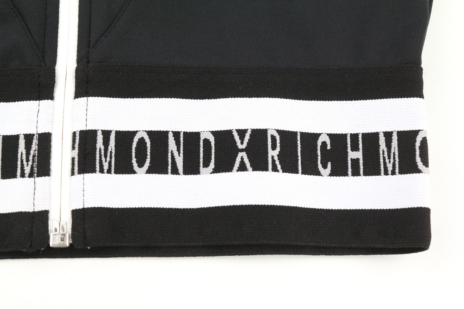 RICHMOND Fitness moteriški marškinėliai S, juodi, be rankovių, užtrauktuku, apvalia kaklo iškirpte 