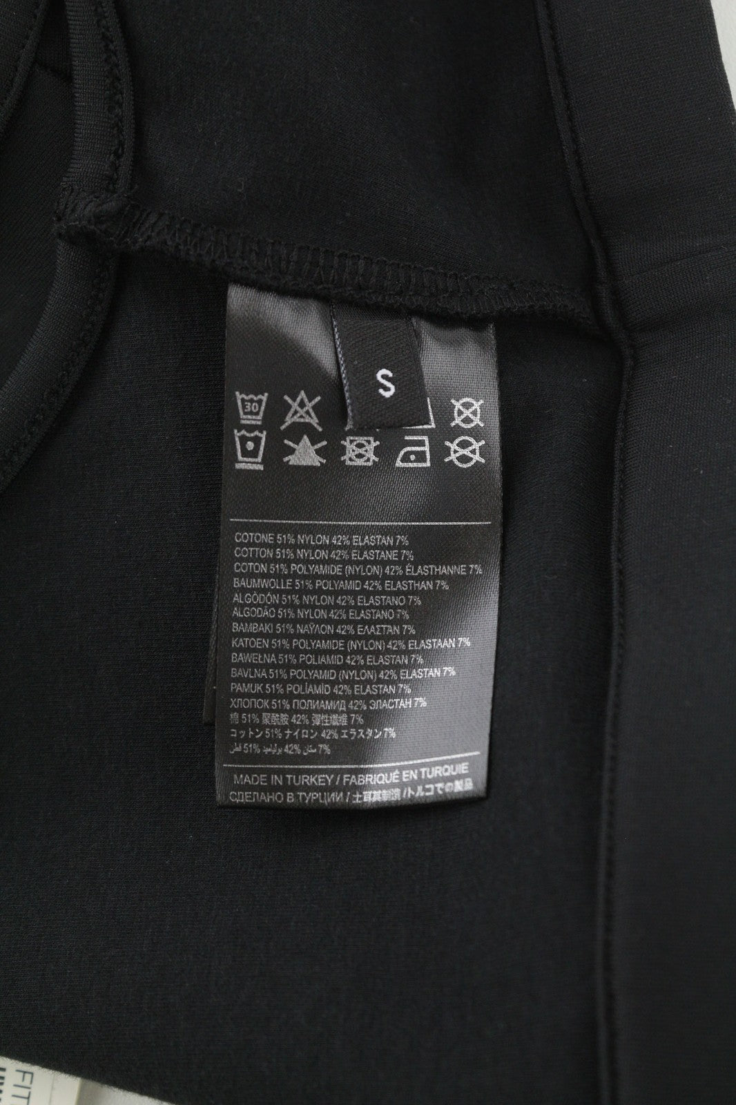 RICHMOND Fitness moteriški marškinėliai S, juodi, apvalios iškirptės, trumpi marškinėliai be rankovių, skirti visiems metų laikams 