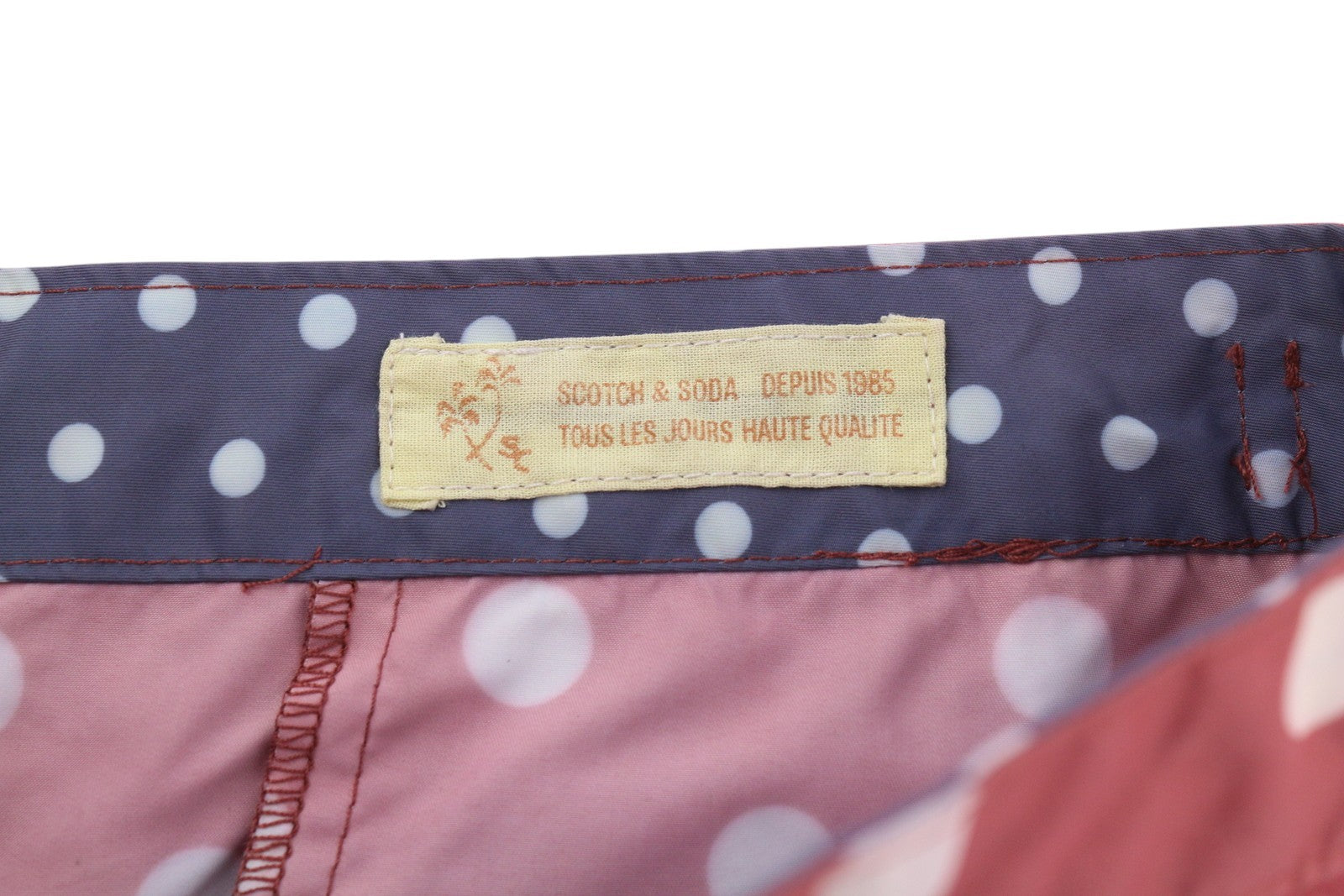 SCOTCH &amp; SODA vyriški maudymosi kostiumėliai ~W34 tamsiai raudoni taškuoti rašto užtrauktukai, kišenės su logotipu 