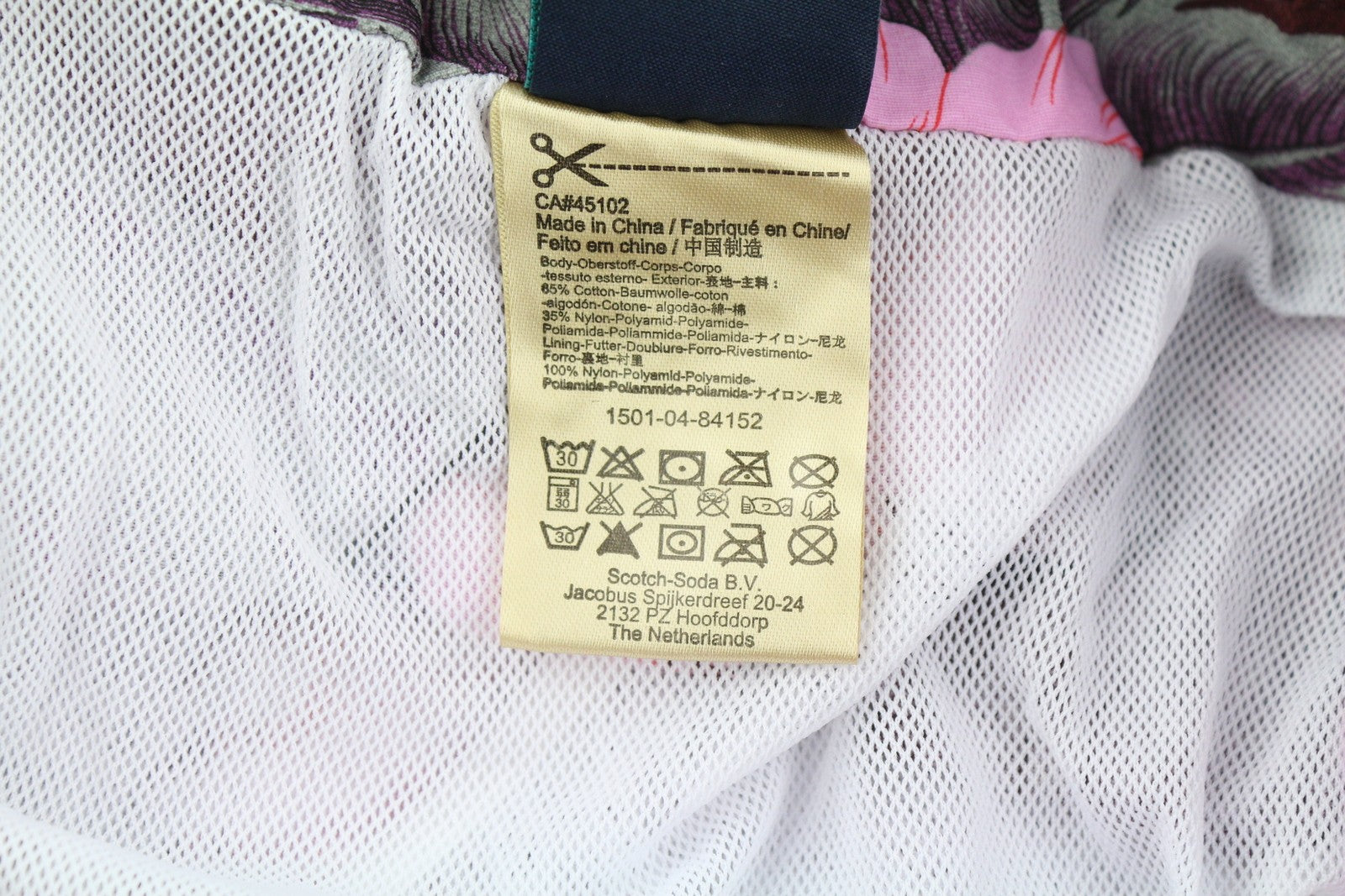 SCOTCH &amp; SODA vyriški maudymosi kostiumėliai S, bordo spalvos, gėlėto rašto, su elastingu juosmeniu, tinklelio pamušalu. 