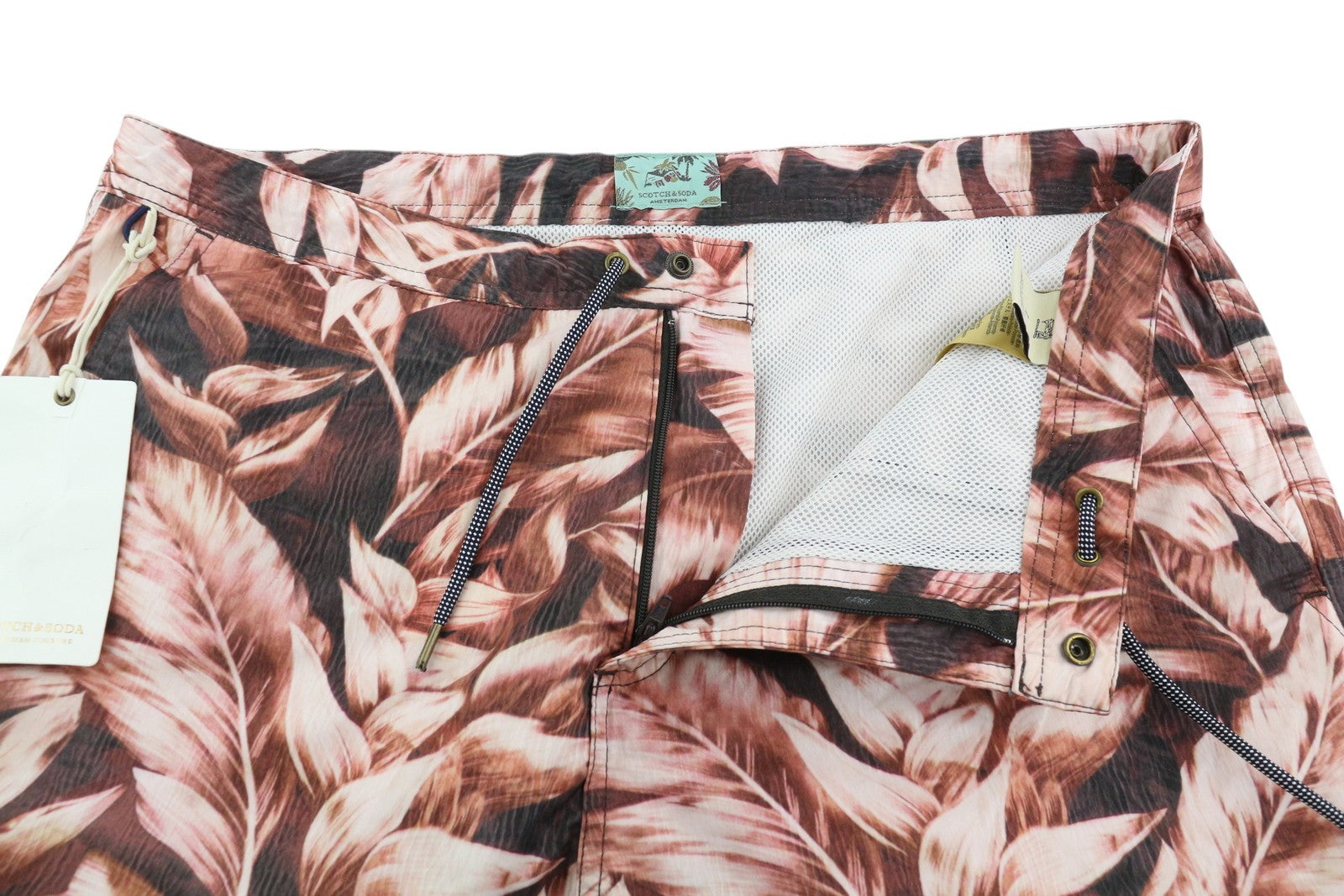 SCOTCH &amp; SODA vyriški maudymosi kostiumėliai L dydžio, violetiniai, lapų rašto, užtrauktuku, raišteliu juosmenyje. 