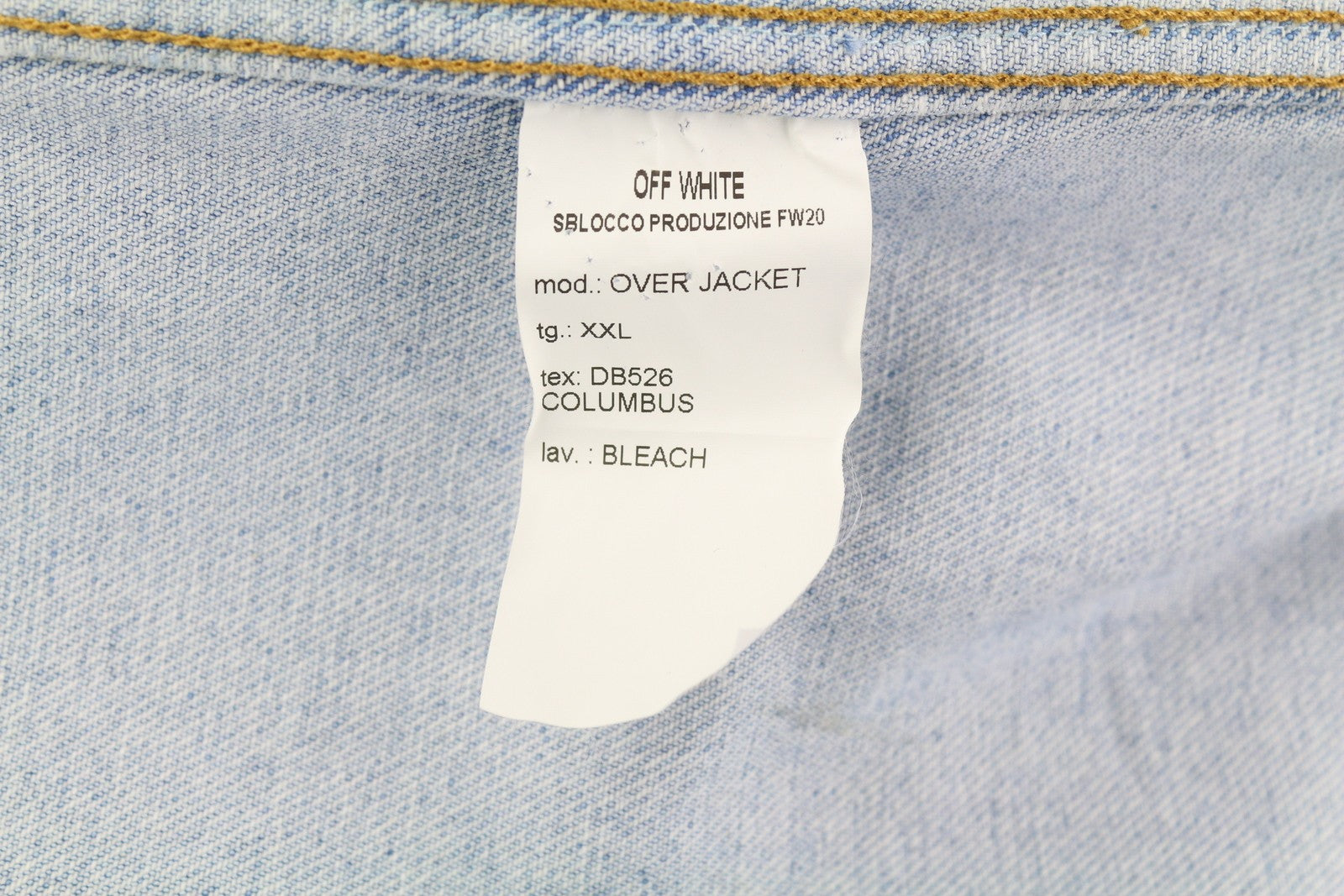 OFF-WHITE vyriška striukė su sunkvežimio tipo 2XL dydžiu, džinsinės mėlynos spalvos, skalbtos, balintos, sudirgusios odos spalva. RRP599 