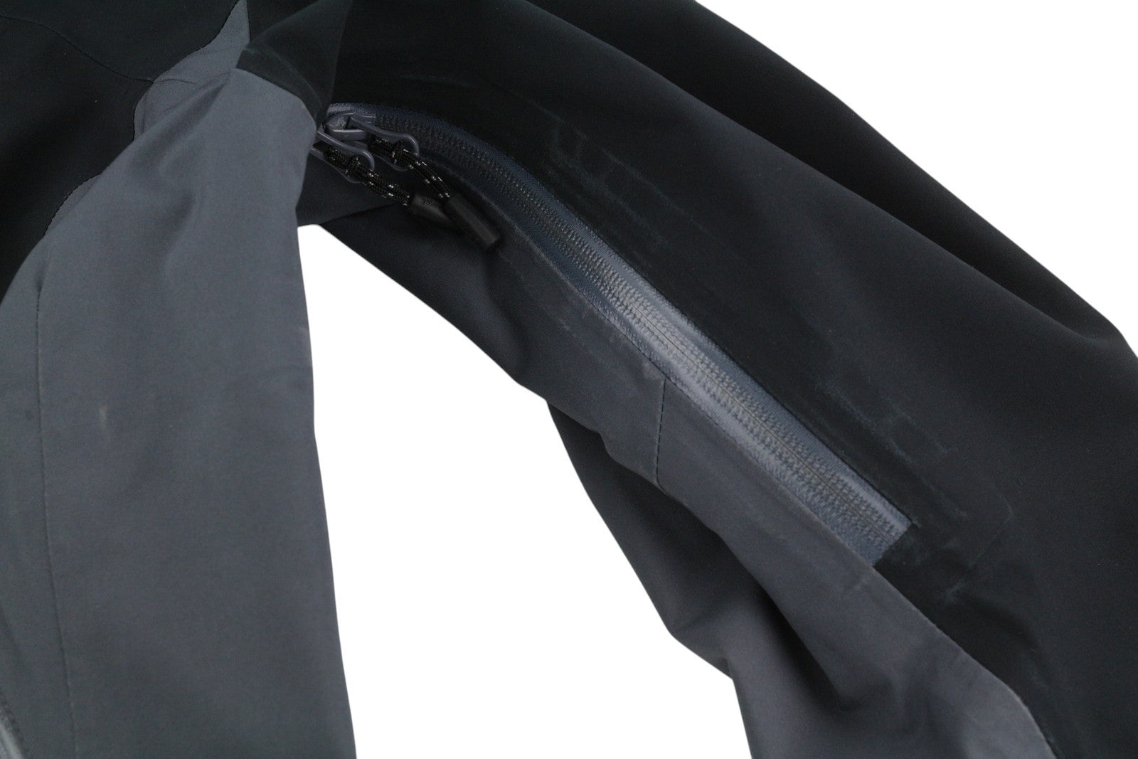 BERGANS OF NORWAY 6111 Nordkapp moteriška striukė M Recco sniego sijonas su klijuotomis siūlėmis 