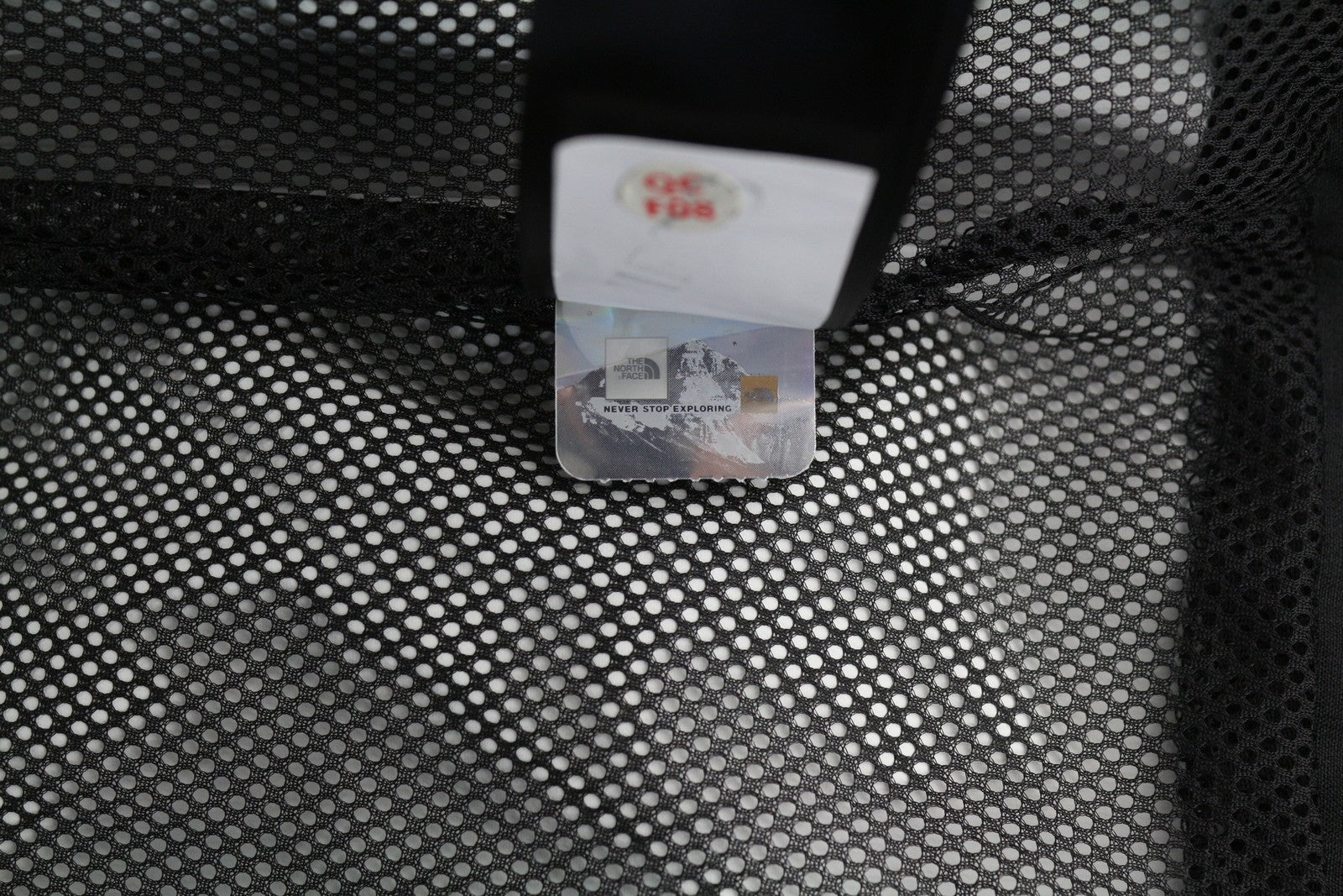 „THE NORTH FACE Evolve II“ vyriška striukė su užtrauktuku ir išimamu pamušalu, vėdinimo anga. 