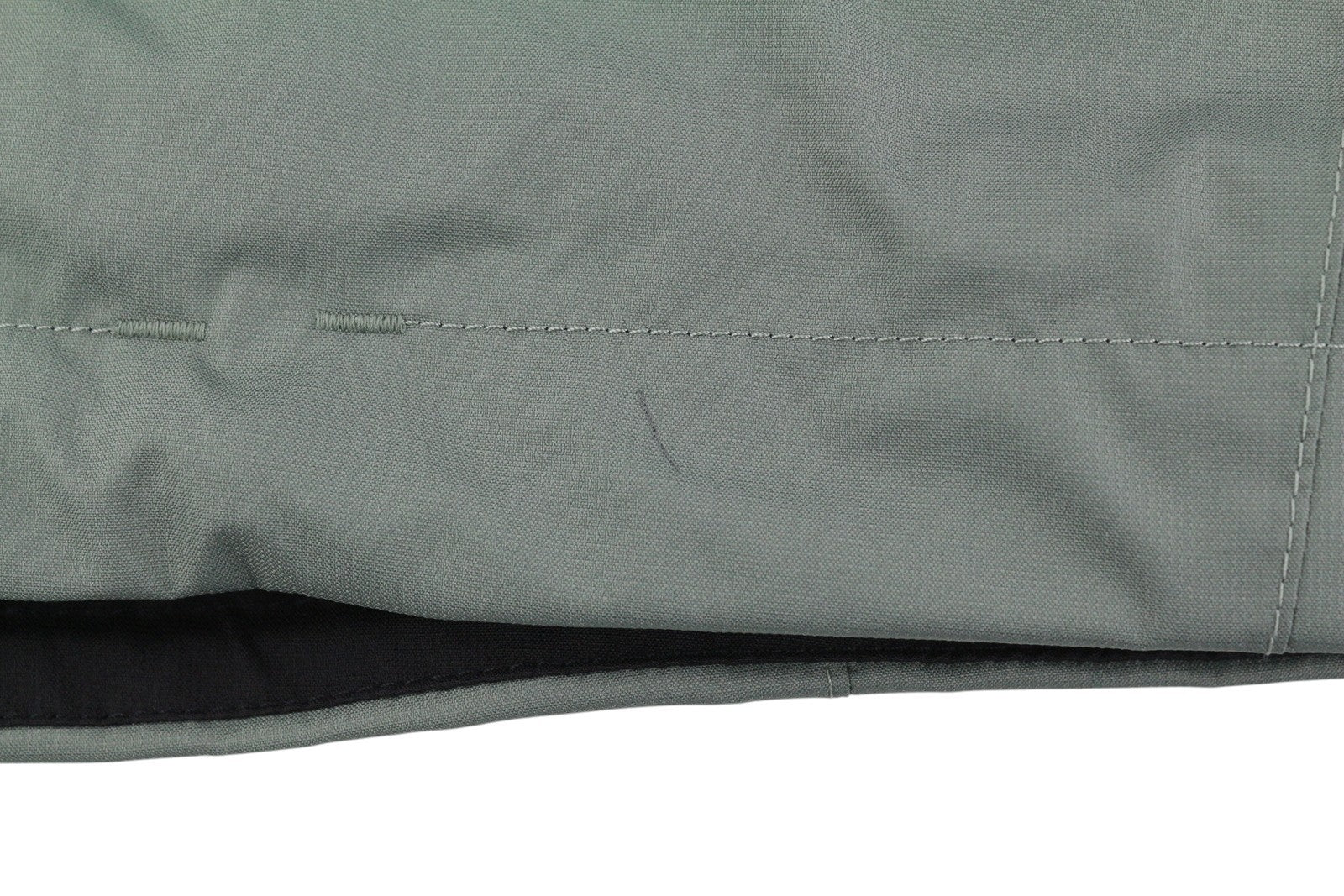 „THE NORTH FACE Evolve II“ vyriška striukė su užtrauktuku ir išimamu pamušalu, vėdinimo anga. 