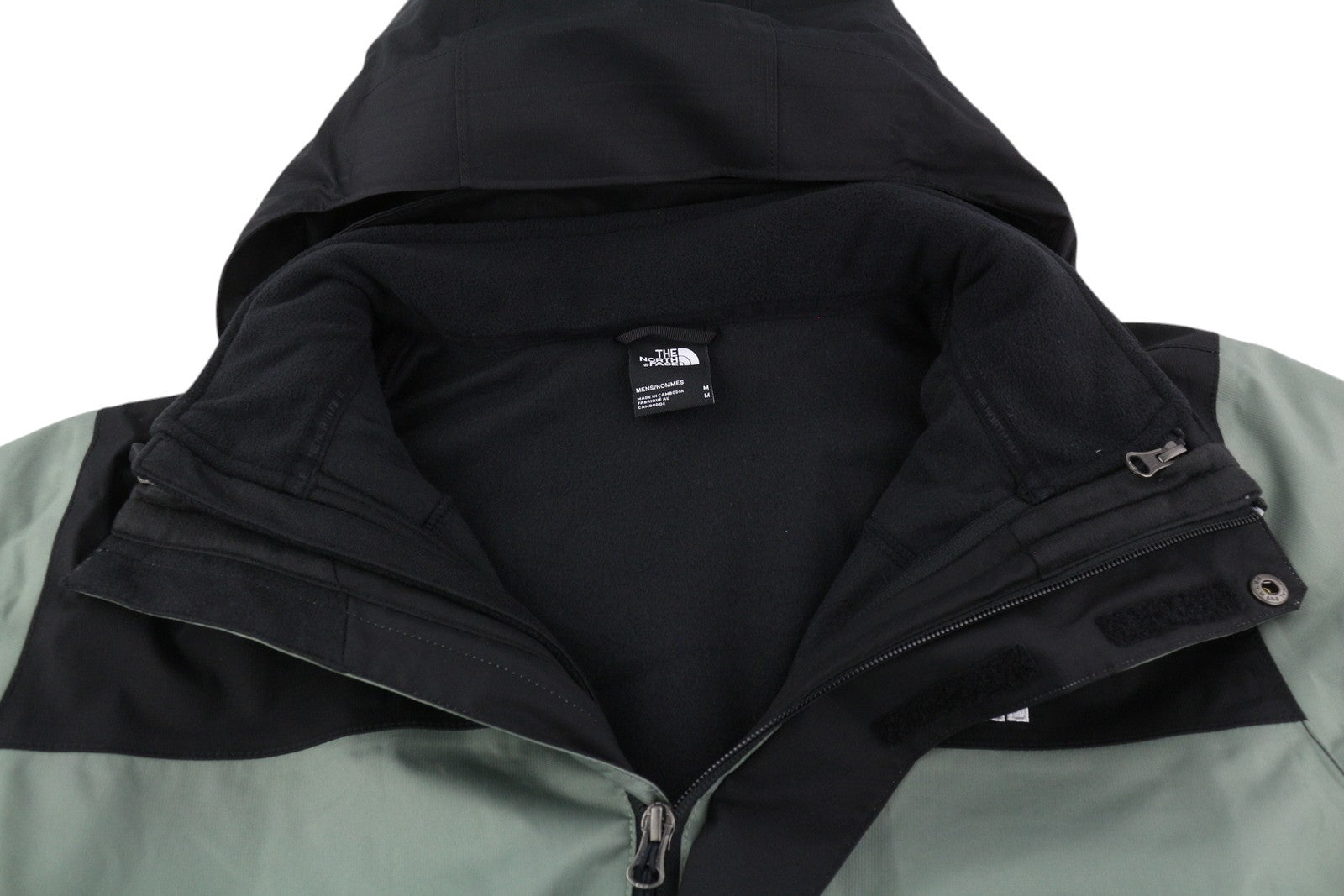 „THE NORTH FACE Evolve II“ vyriška striukė su užtrauktuku ir išimamu pamušalu, vėdinimo anga. 