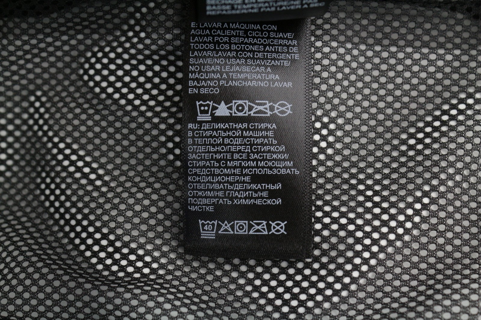 „THE NORTH FACE Evolve II“ vyriška striukė su užtrauktuku ir išimamu pamušalu, vėdinimo anga. 