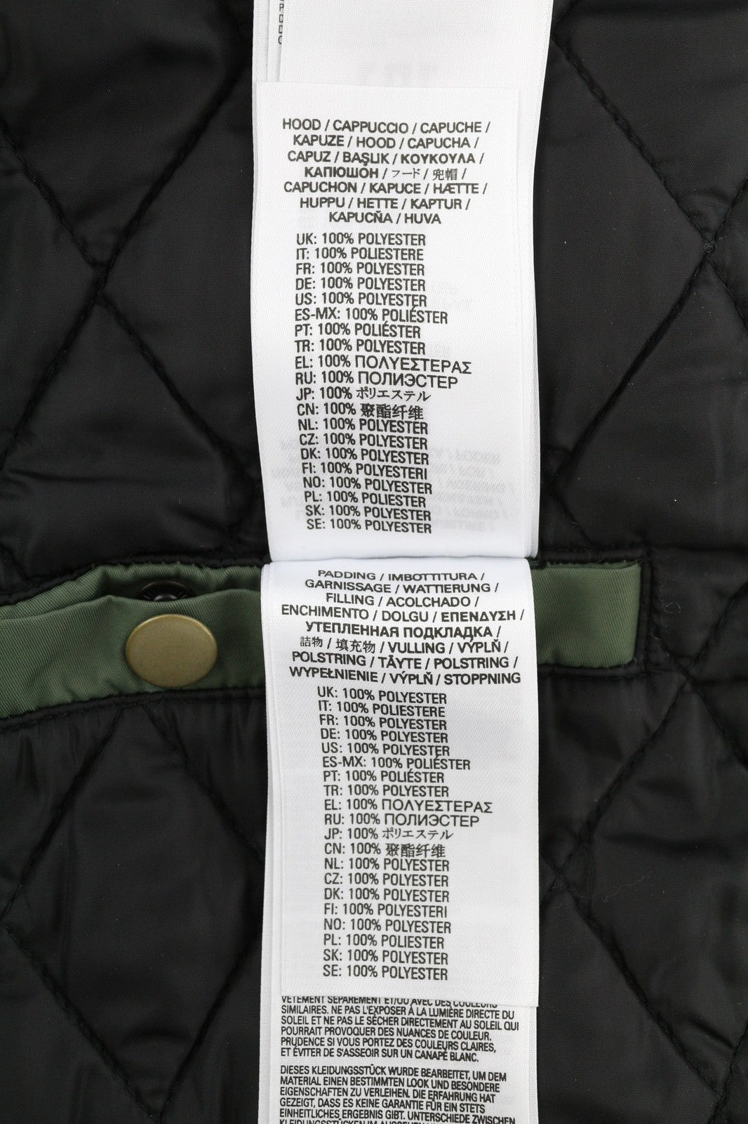 DIESEL W-Claud vyriška striukė M dydžio parka su nuimamu dirbtinio kailio gobtuvu, rekomenduojama kaina – 395 € 