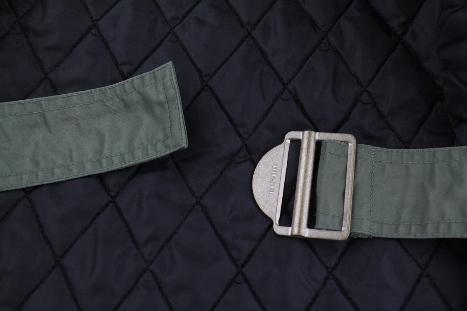 DIESEL W-Claud vyriška striukė L, didelė parka, su išimamu dirbtiniu kailiu, žalia, RRP 395 € 