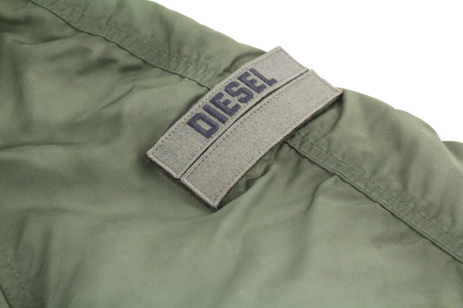 DIESEL W-Claud vyriška striukė L, didelė parka, su išimamu dirbtiniu kailiu, žalia, RRP 395 € 