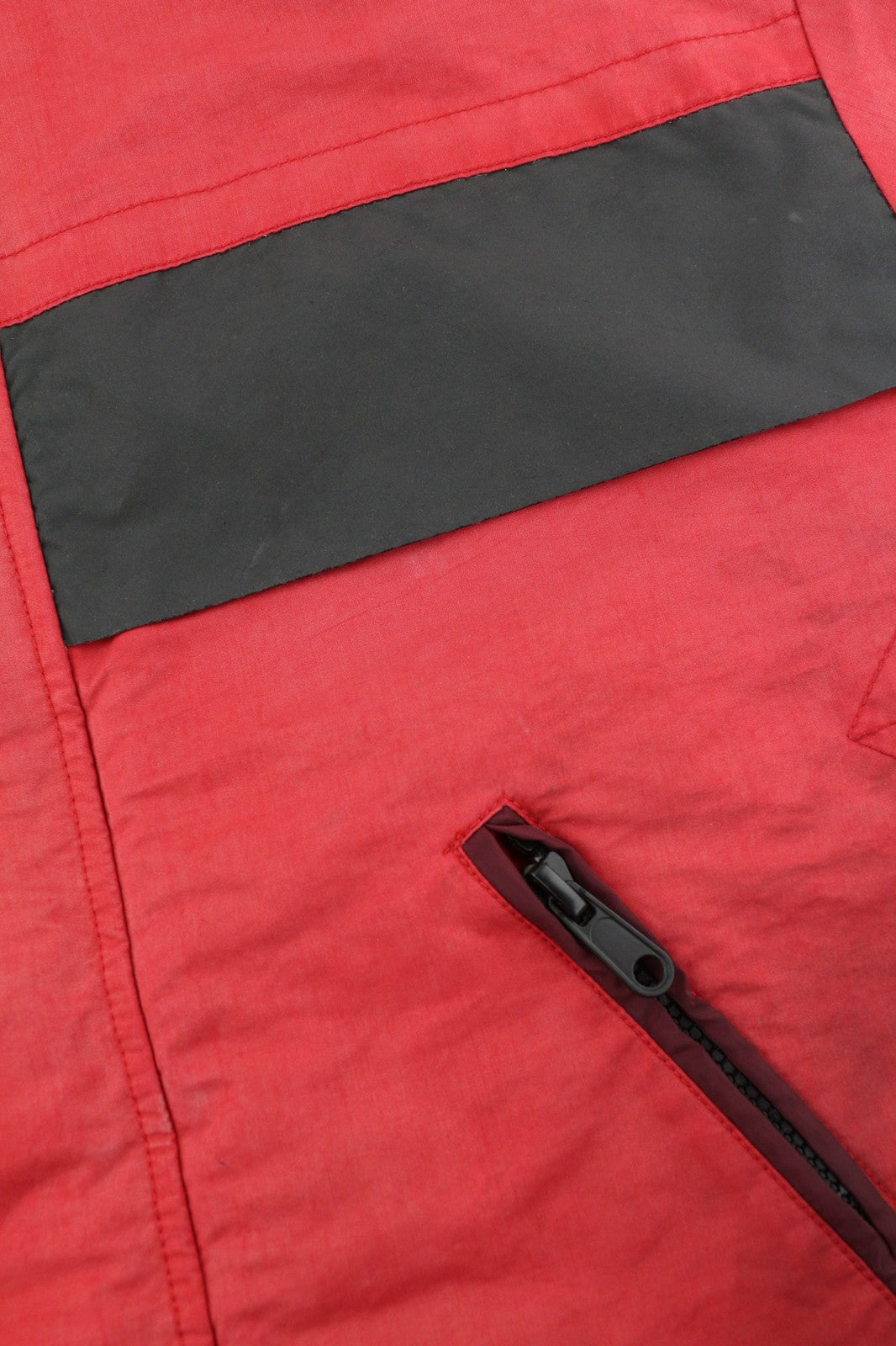 DIESEL W-Trodd vyriška striukė L dydžio, su fliso pamušalu, gobtuvu ir gobtuvu, raudona, RRP 395 € 