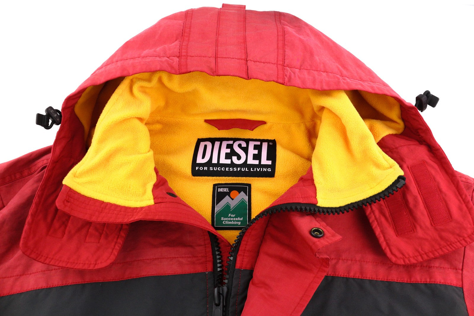 DIESEL W-Trodd vyriška striukė L dydžio, su fliso pamušalu, gobtuvu ir gobtuvu, raudona, RRP 395 € 