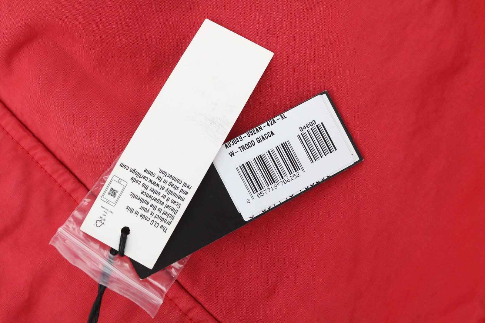 DIESEL W-Trodd vyriška striukė XL dydžio, su fliso pamušalu, gobtuvu ir gobtuvu, raudona, RRP 395 € 