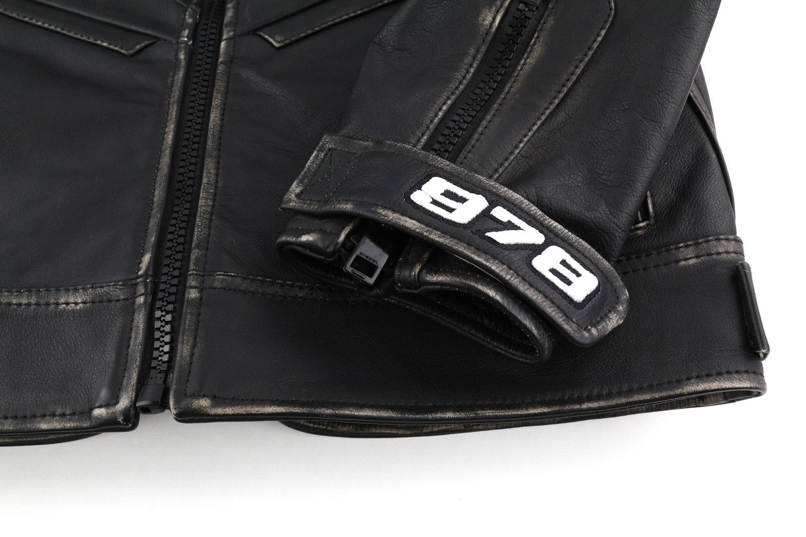 DIESEL L-Team vyriška striukė M, baikerio odos, paminkštinta pečių danga, sendinta, RRP 795 € 