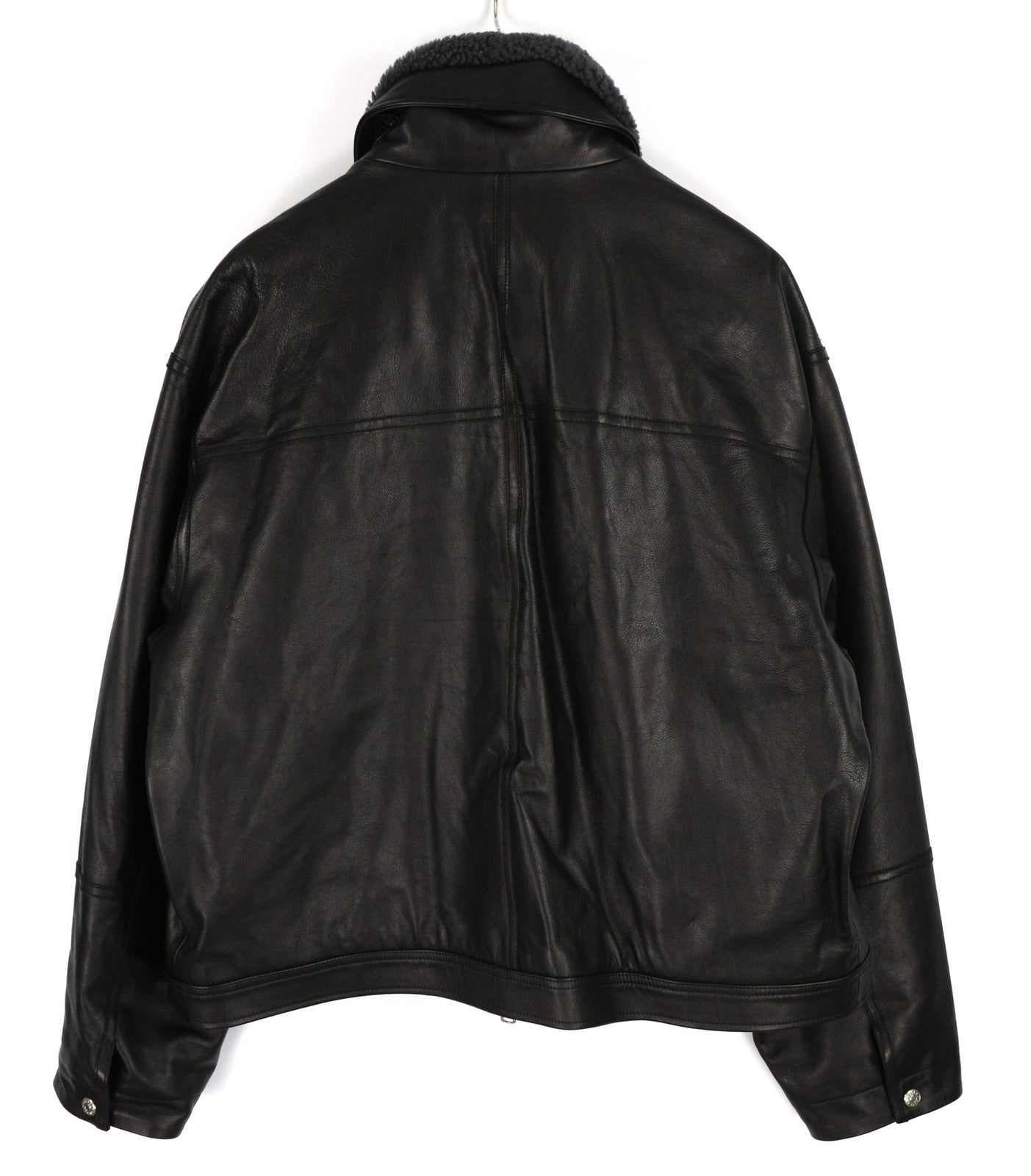 DIESEL L-Gilbert-Fur vyriška striukė L su jaučio odos avikailio kailio apykakle, rekomenduojama kaina – 1095 € 