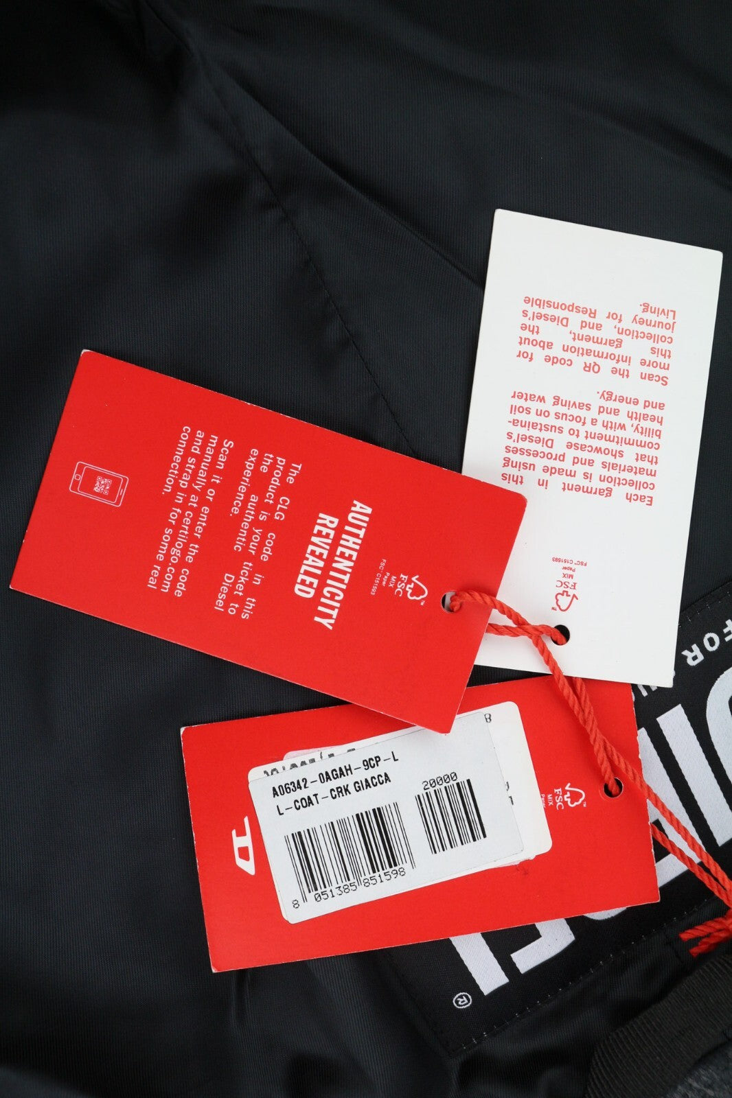 DIESEL L-Coat-CRK L dydžio ėriuko odos odinis švarkas su įpjova atvarte ir sagomis, rekomenduojama kaina – 1195 € 