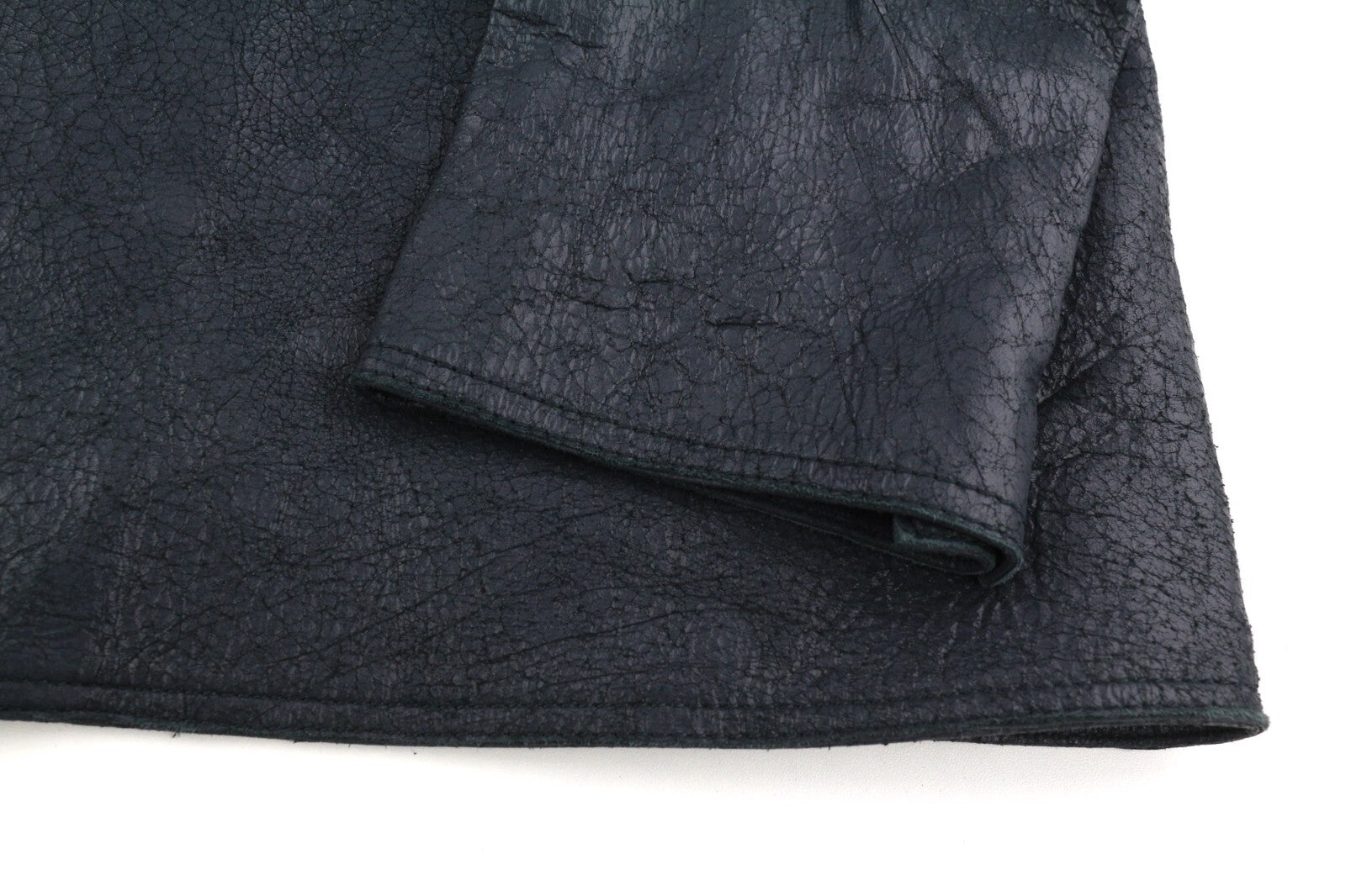 DIESEL L-Coat-CRK XL vyriškas ėriuko odos švarkas su įpjova ir sagomis, rekomenduojama kaina – 1195 € 