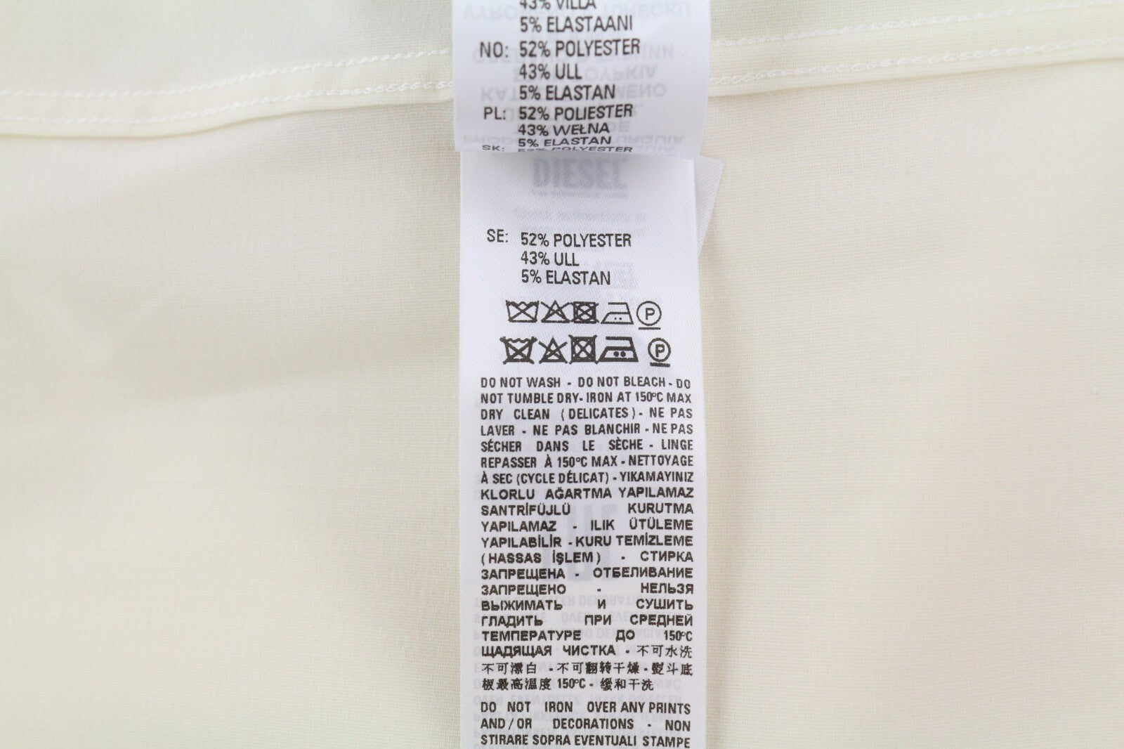 DIESEL S-Wooly vyriški marškinėliai, XL dydžio, vilnoniai marškinėliai su sagomis užsegamomis kišenėmis, su įpjovomis, šviesiai rudi. Rekomenduojama kaina – 195 €. 