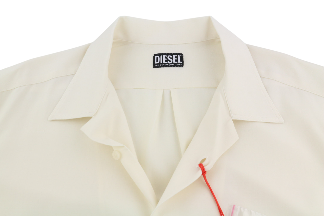 DIESEL S-Wooly vyriški marškinėliai L dydžio, rekomenduojama kaina 195 €, vilnoniai marškinėliai su sagomis užsegamomis kišenėmis, šviesiai rudi. 