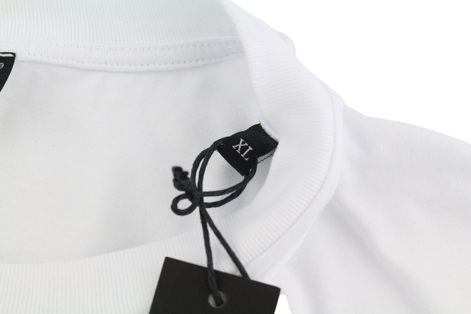 DIESEL T-Just-LS-Slits-B53 vyriški marškinėliai XL dydžio, balti, su apvalia apykakle 