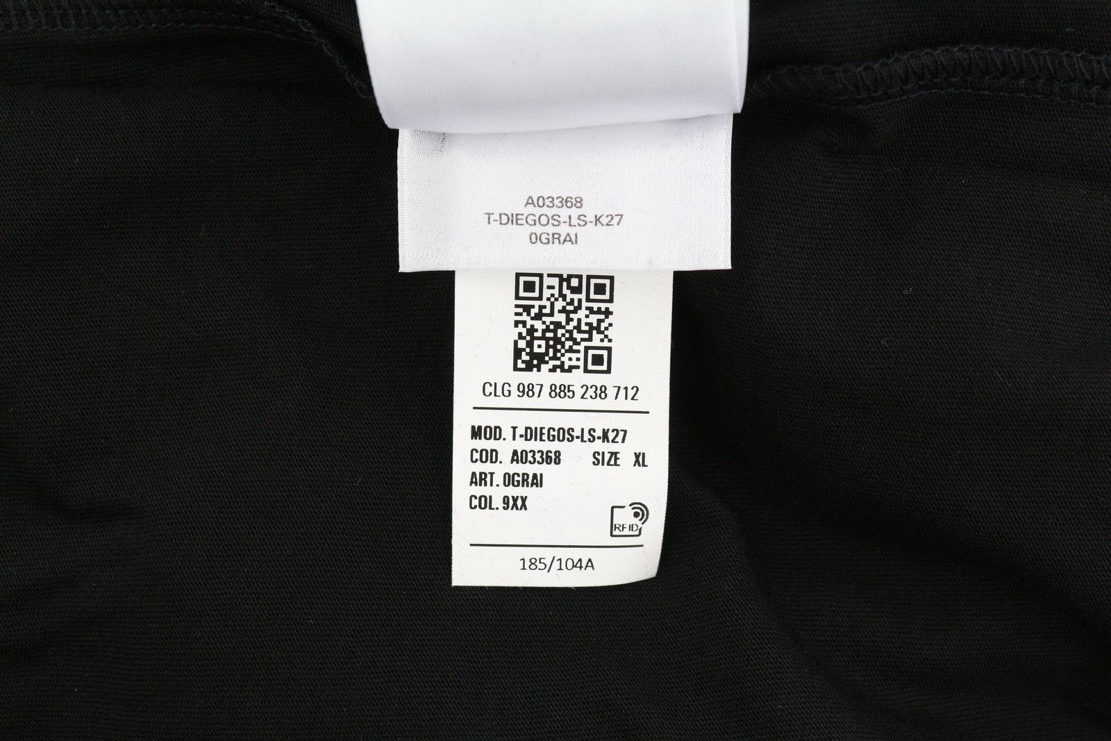 DIESEL T-Diegos-LS-K27 vyriški marškinėliai su XL dydžio juodais megztiniais ir apvalia apykakle 