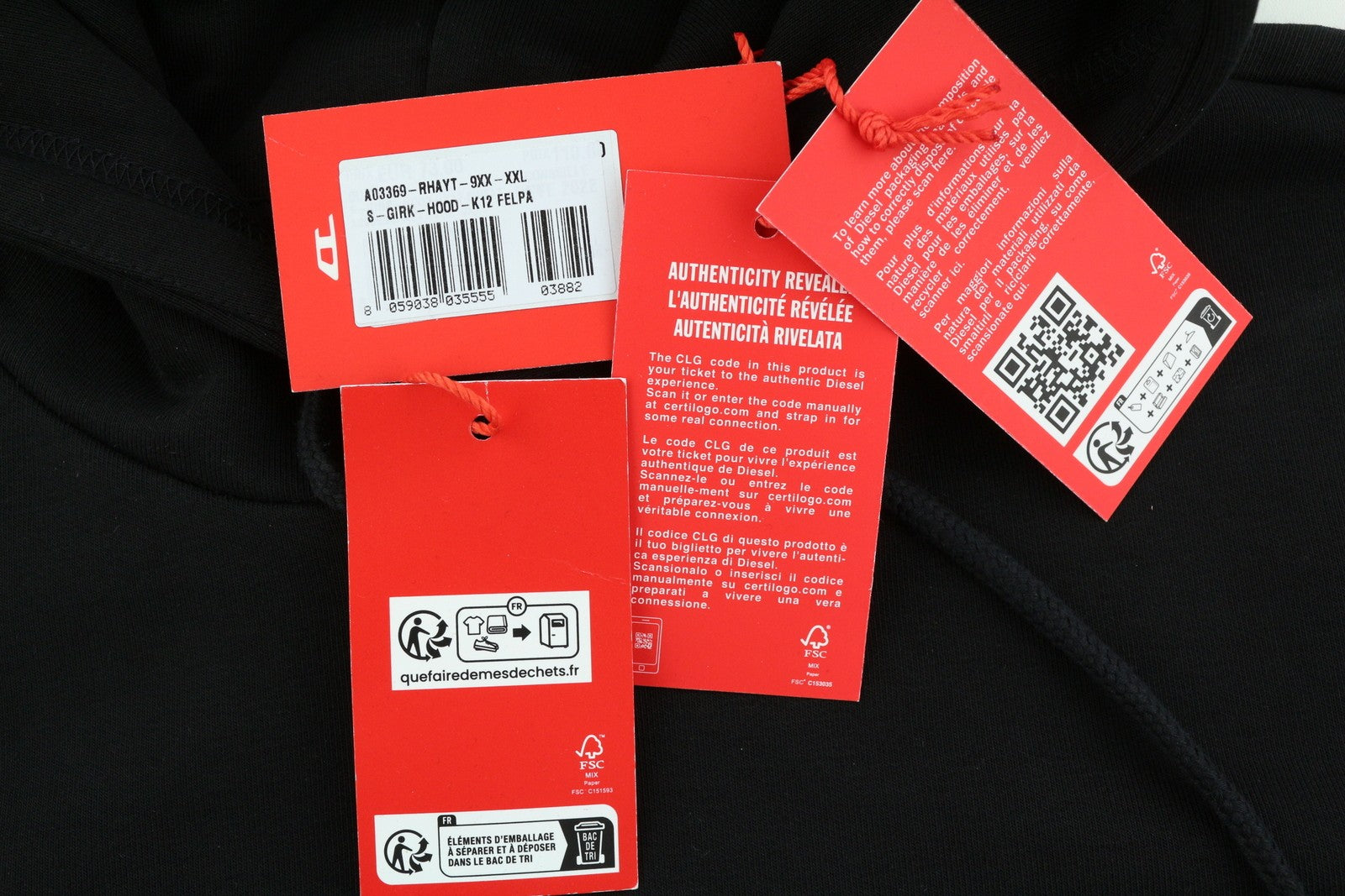 DIESEL S-Girk-Hood-K12 vyriškas džemperis su gobtuvu, 2XL, juodas, su kengūros kišene, rekomenduojama kaina – 130 € 