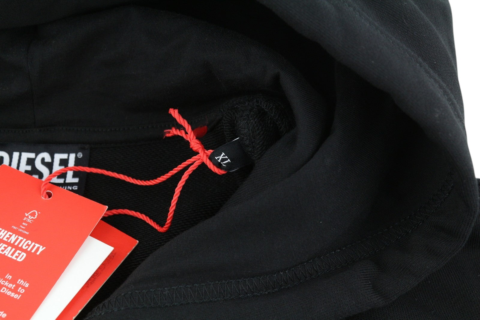 DIESEL S-Muster vyriškas džemperis su gobtuvu XL dydžio, juodas, megztinis su gobtuvu, didelis, rekomenduojama kaina – 150 € 