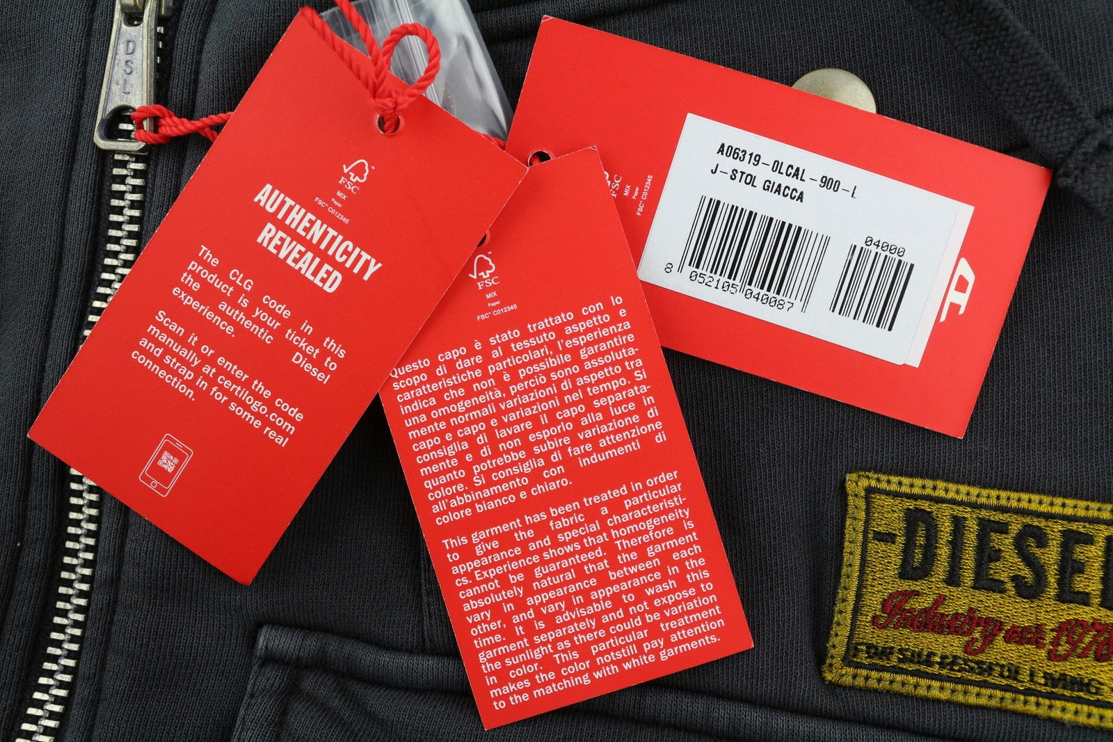 DIESEL J-Stol vyriška striukė L su skalbta juoda spalva, pilnai užtrauktuku, rekomenduojama kaina – 275 € (paminkštinta bomber striukė). 