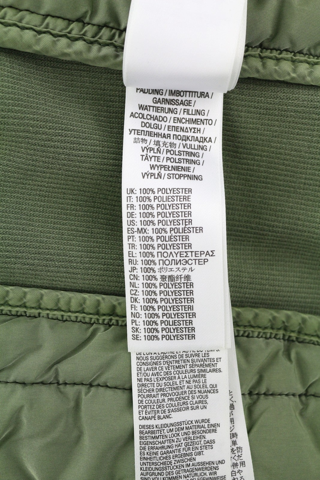 DIESEL S-Holty vyriškas L dydžio chaki spalvos megztinis su apvalia kaklo dalimi, paminkštinta, dygsniuota... RMK 225 € 