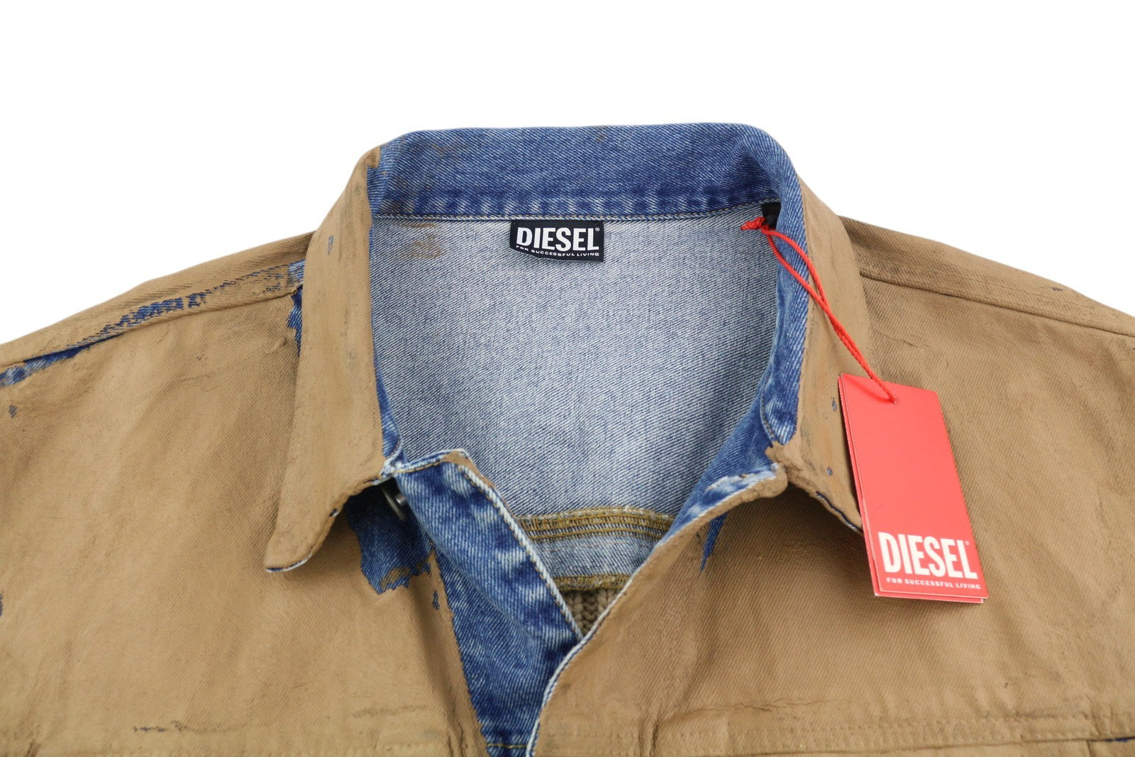 DIESEL K-Layton vyriška striukė, 2XL dydžio, dengta sunkvežimio tipo striuke su sagomis, rekomenduojama kaina – 450 € 