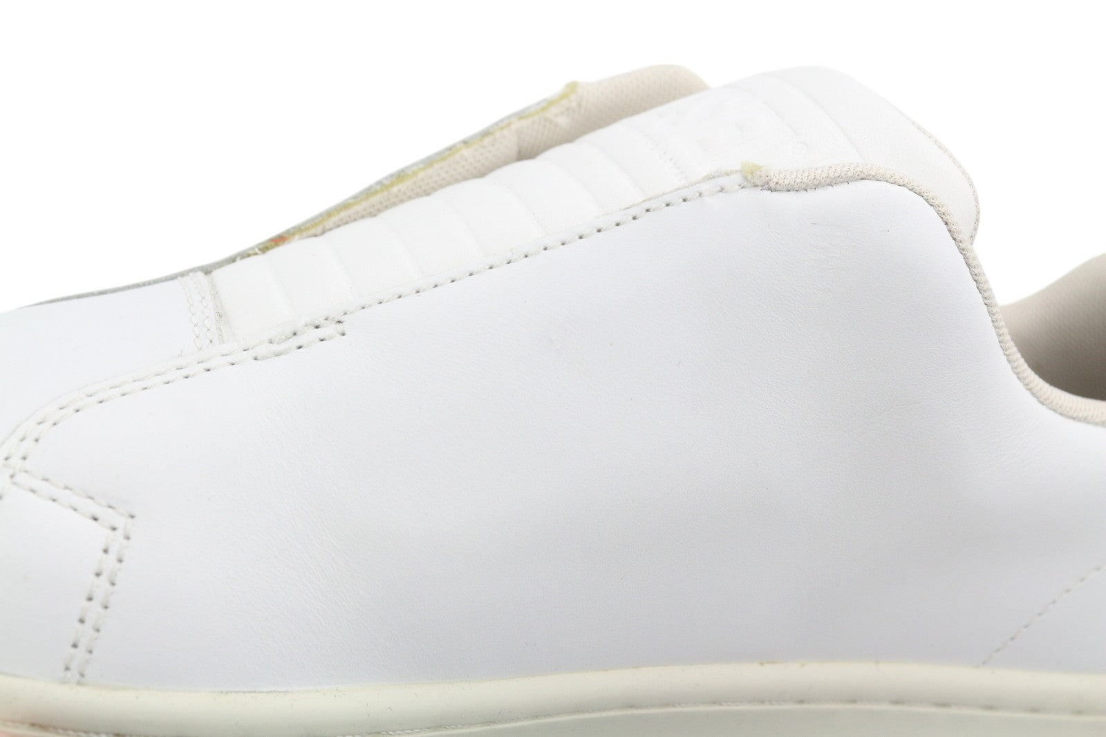 DIESEL S-Athene So vyriški sportbačiai, balti, žemakulniai, migdolų spalvos, odiniai, RMK 135 € 