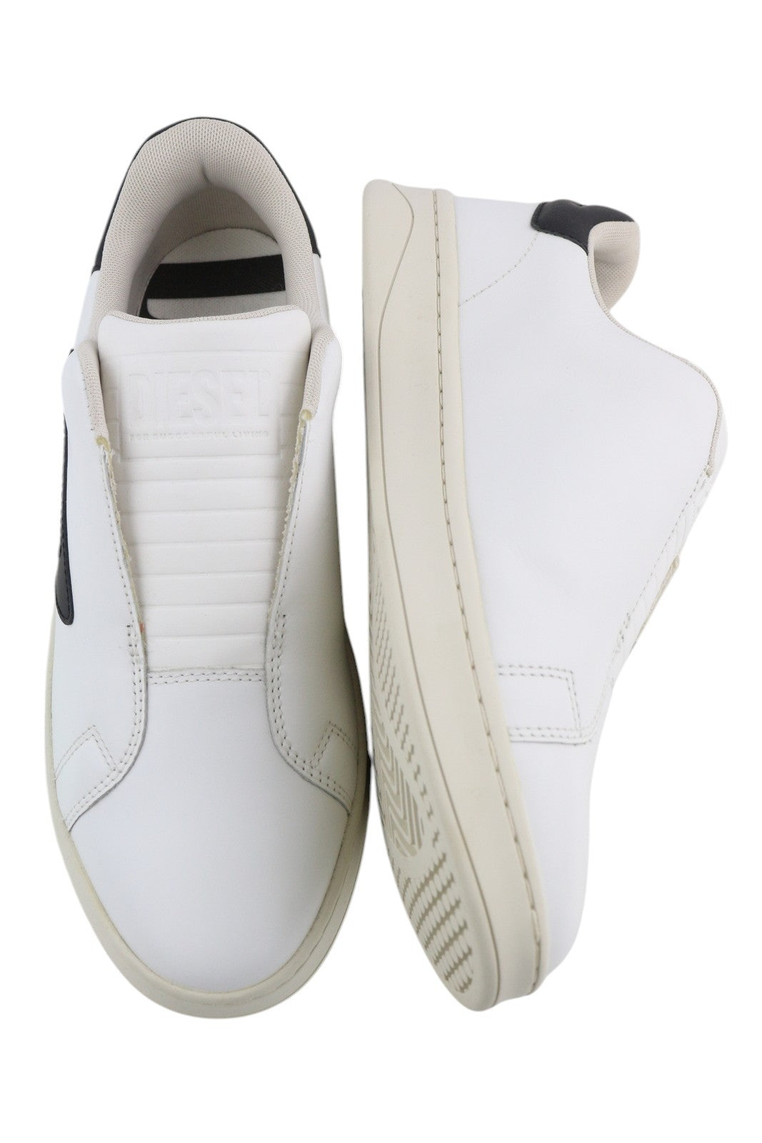 DIESEL S-Athene So vyriški sportbačiai, balti, žemakulniai, migdolų spalvos, odiniai, RMK 135 € 