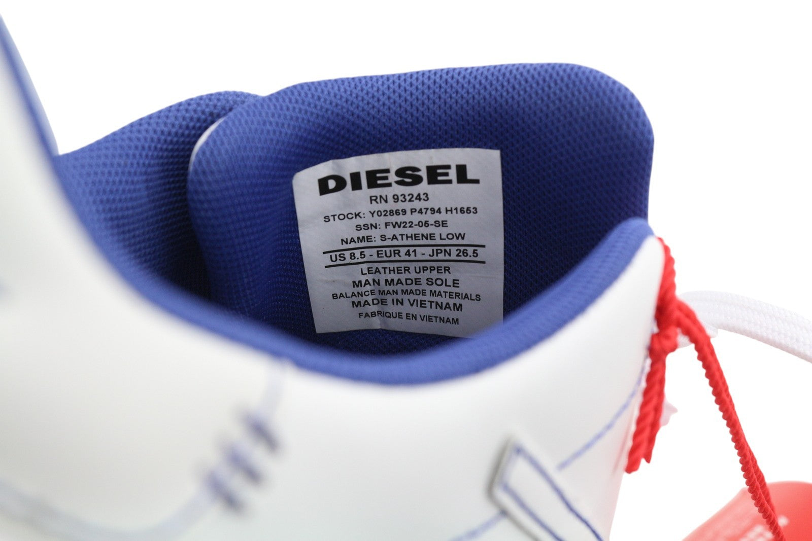 DIESEL S-Athene žemakulniai vyriški sportbačiai, 41 dydis, balti, odiniai, suvarstomi, šviesiai rudi, rekomenduojama kaina – 160 € 