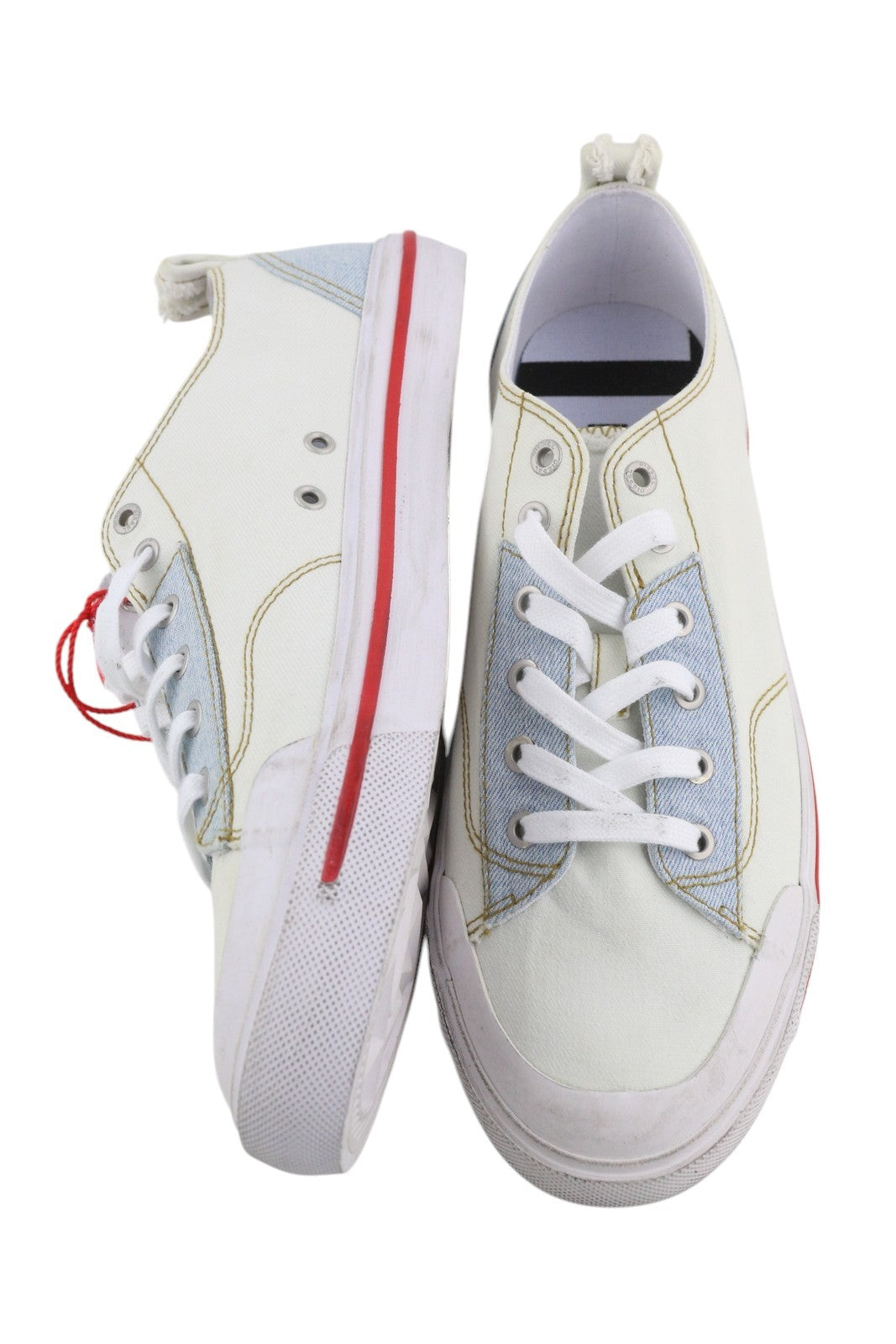 DIESEL S-Athos žemakulniai vyriški sportbačiai, 44,5 dydis, žemakulniai su raišteliais, rekomenduojama kaina – 160 € 