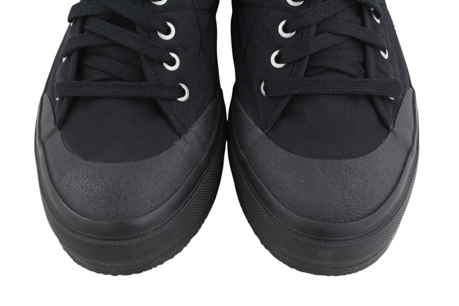 DIESEL S-Muji Mc vyriški sportbačiai, juodi, aukšti, suvarstomi, migdolų spalvos, 44.5 dydžio, su etiketėmis. Rekomenduojama kaina – 180 €. 