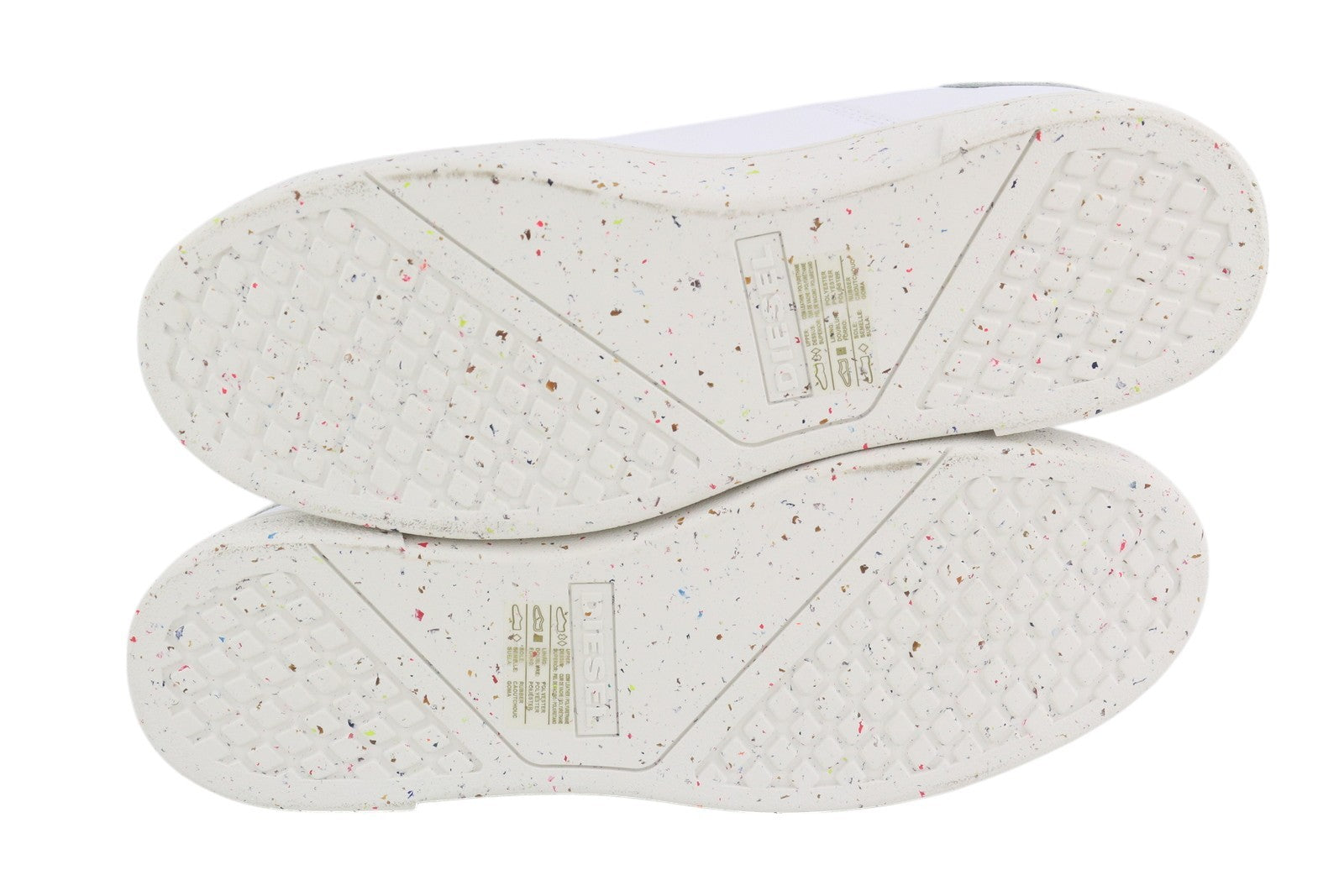 DIESEL S-Clever žemi nėrinių vyriški sportbačiai, 45 €, baltos odos, migdolų nosis, rekomenduojama kaina – 140 € 