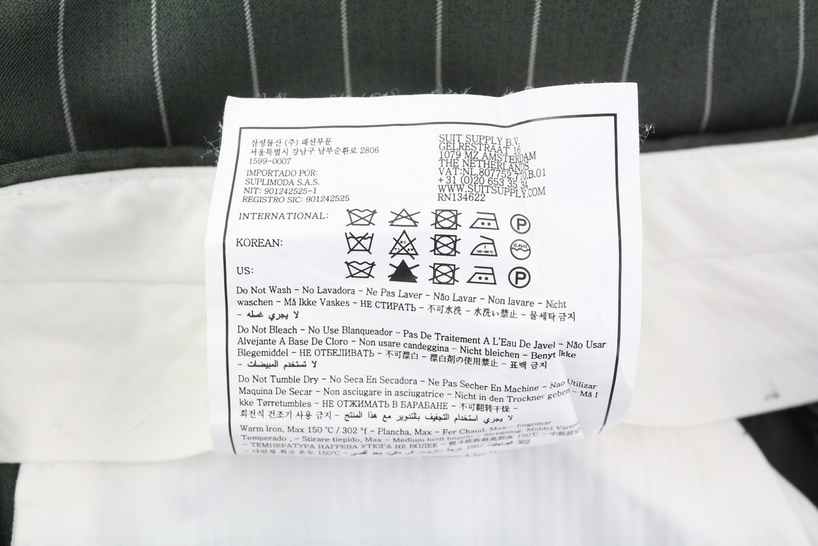 „SUITSUPPLY Brescia“ vyriškos kelnės, UK42L, pilkos, dryžuotos, laisvo kirpimo. 